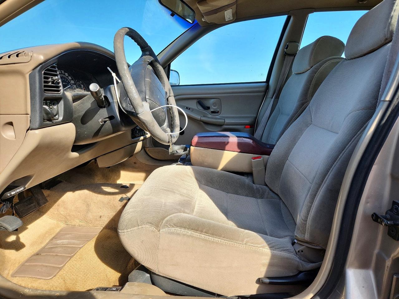 1997 Buick Skylark Gran Sport Gold vin: 1G4NJ52M9VC445614
