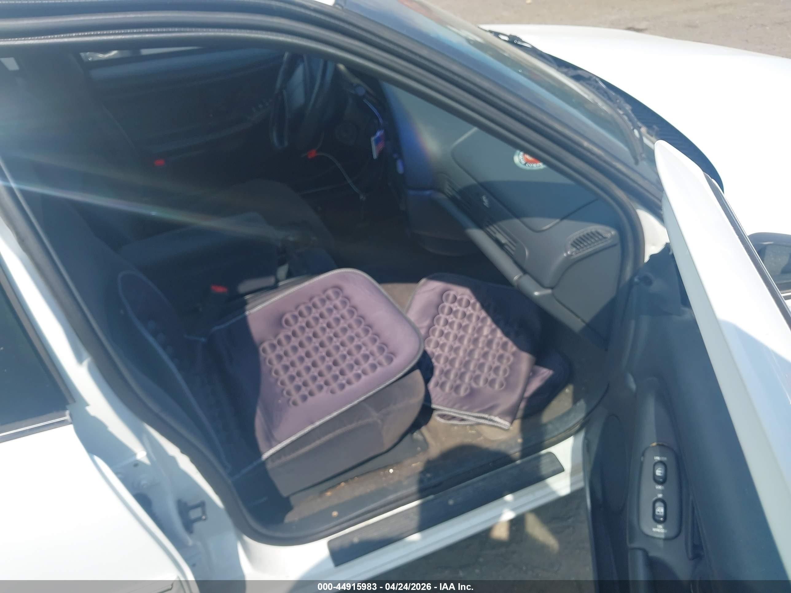 1997 Buick Skylark Custom Белый vin: 1G4NJ52T0VC428952