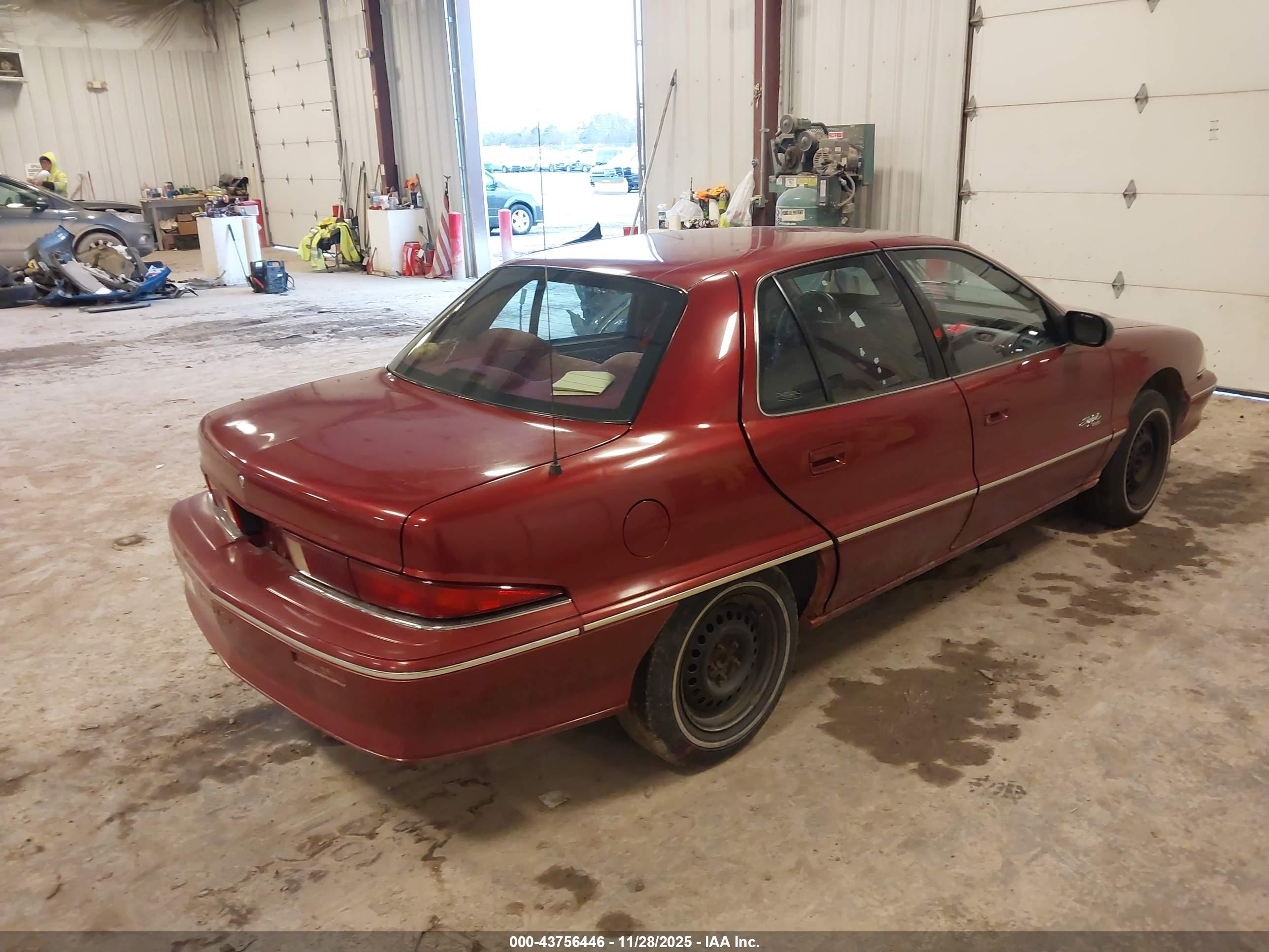 1993 Buick Skylark Custom Red vin: 1G4NV543XPC300481
