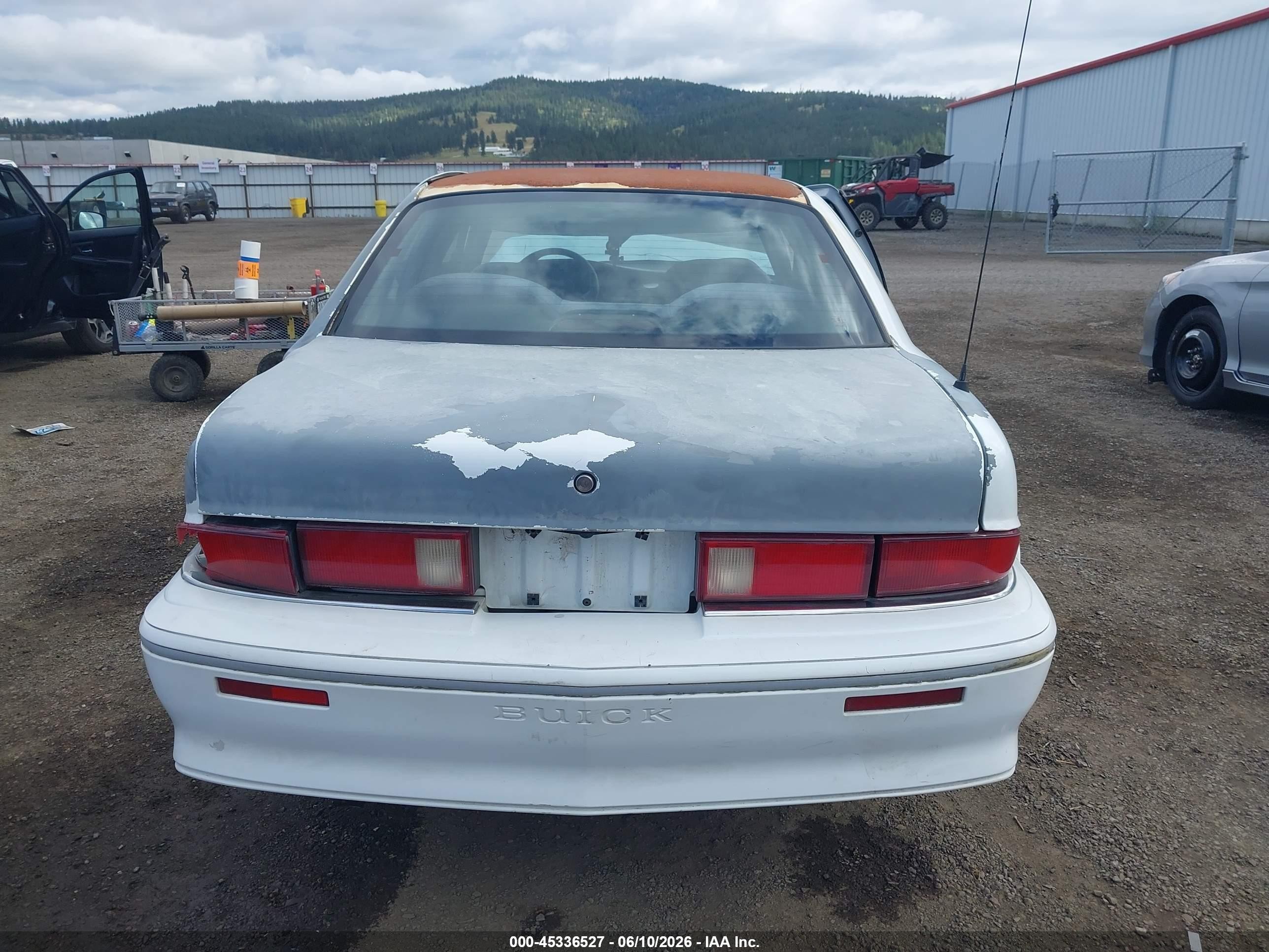 1993 Buick Skylark Custom White vin: 1G4NV54NXPC298569