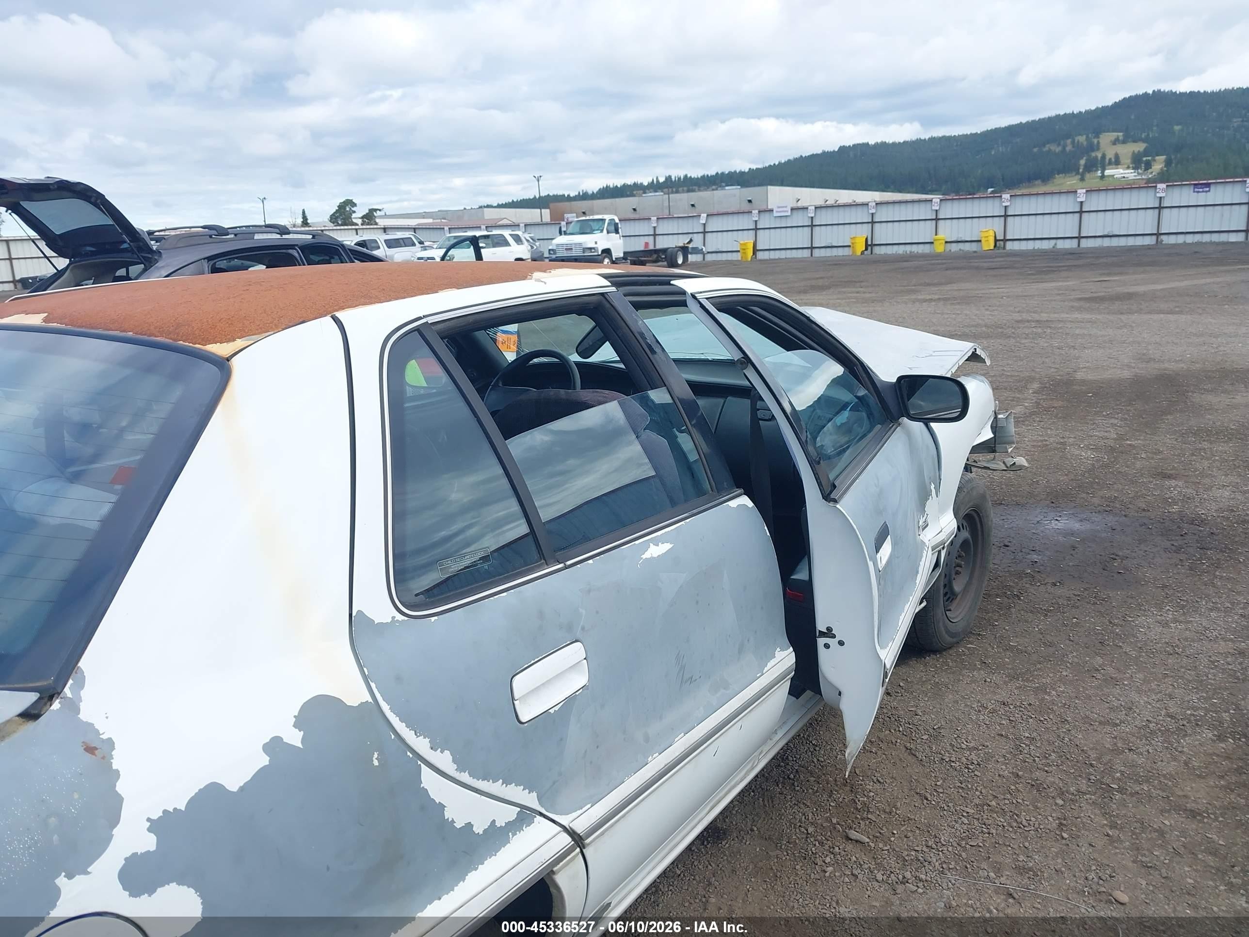 1993 Buick Skylark Custom White vin: 1G4NV54NXPC298569