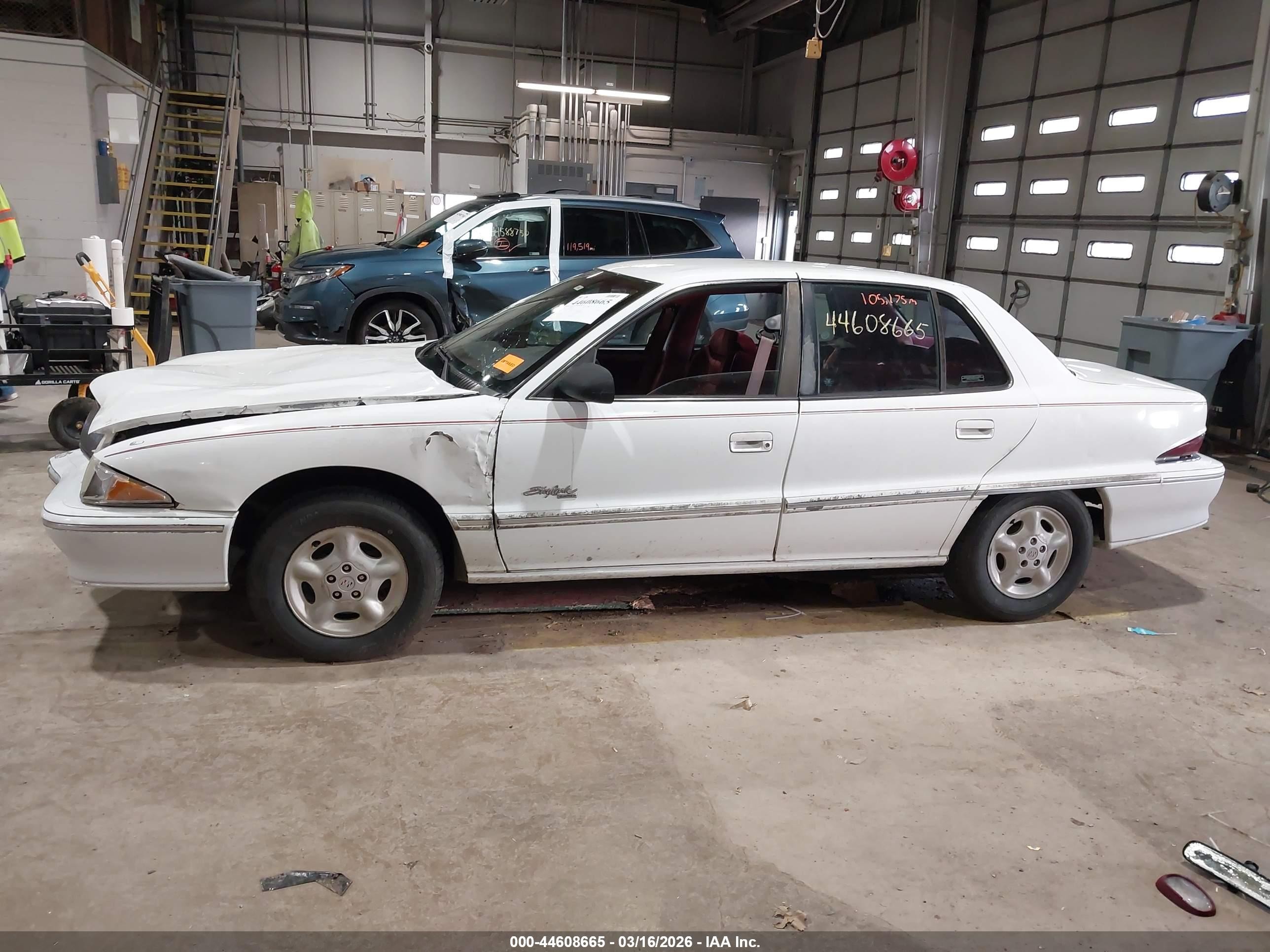 1995 Buick Skylark Gran Sport/custom/limited White vin: 1G4NV55M0SC445996