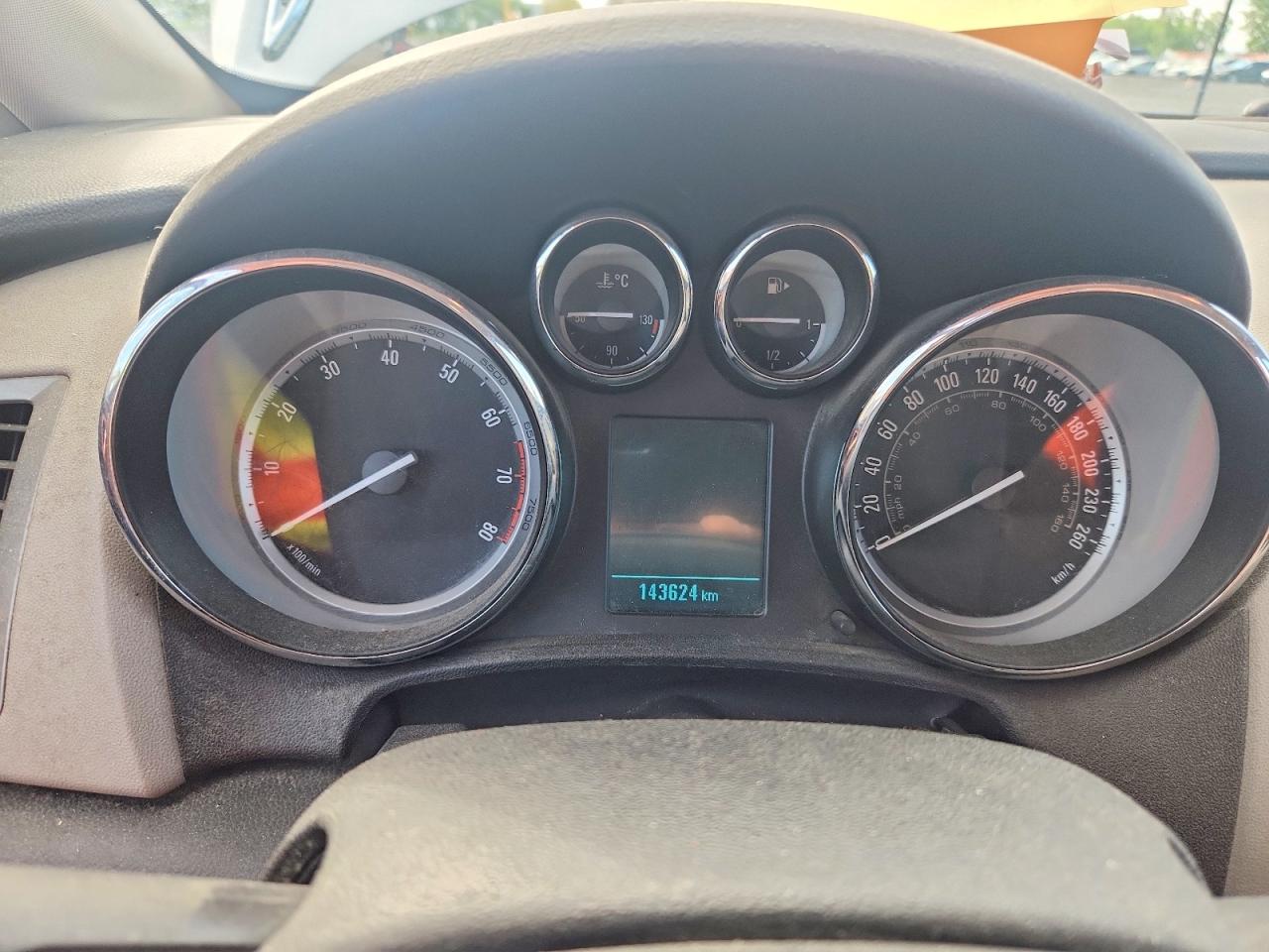 2013 Buick Verano Silver vin: 1G4PN5SK6D4171616
