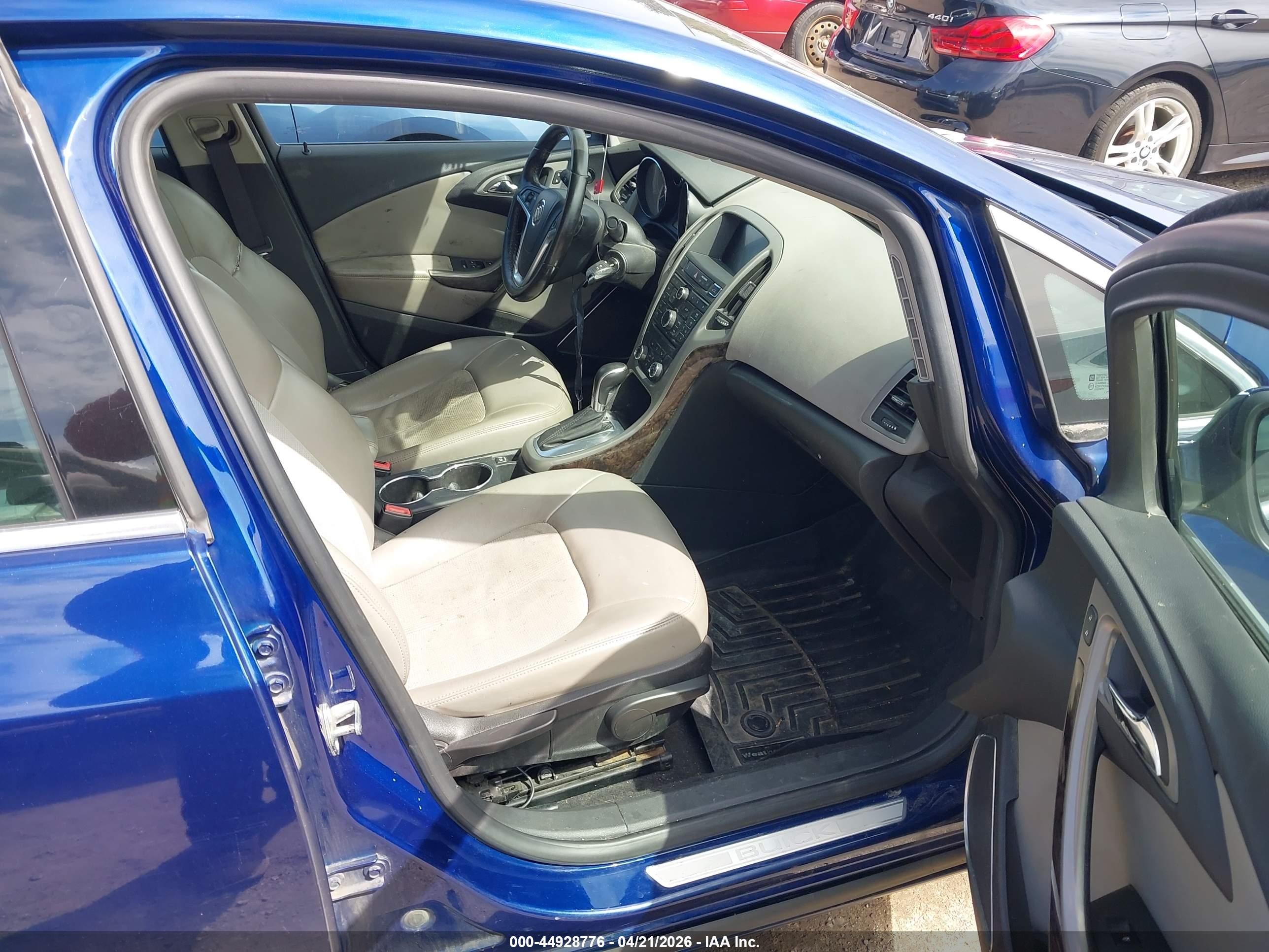 2013 Buick Verano   Синий vin: 1G4PP5SK0D4127105
