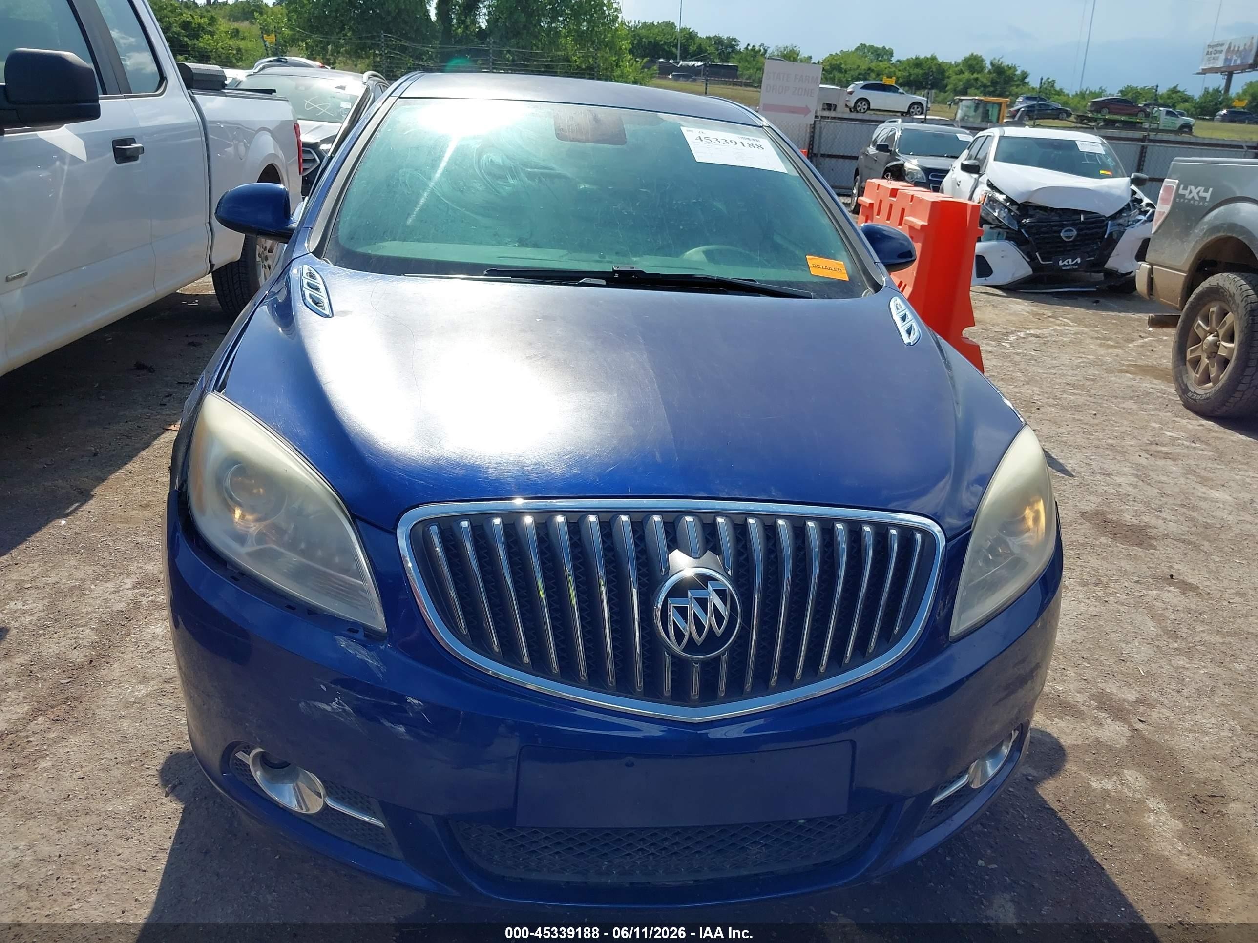 2014 Buick Verano   Blue vin: 1G4PP5SK0E4181828