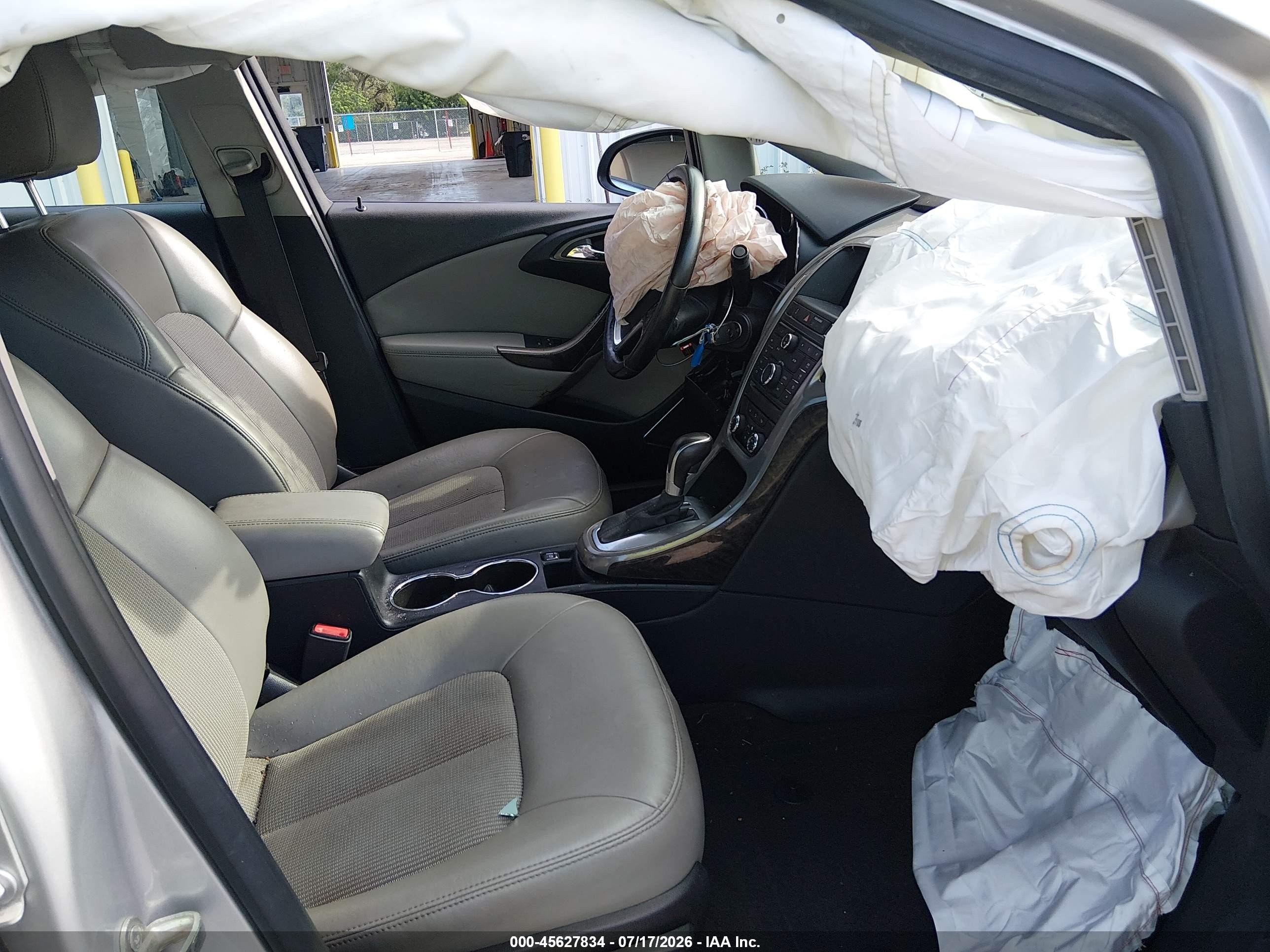 2014 Buick Verano   Silver vin: 1G4PP5SK0E4233295