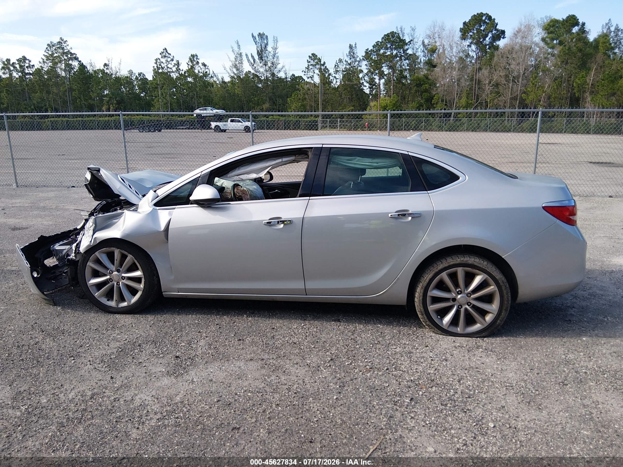 2014 Buick Verano   Silver vin: 1G4PP5SK0E4233295