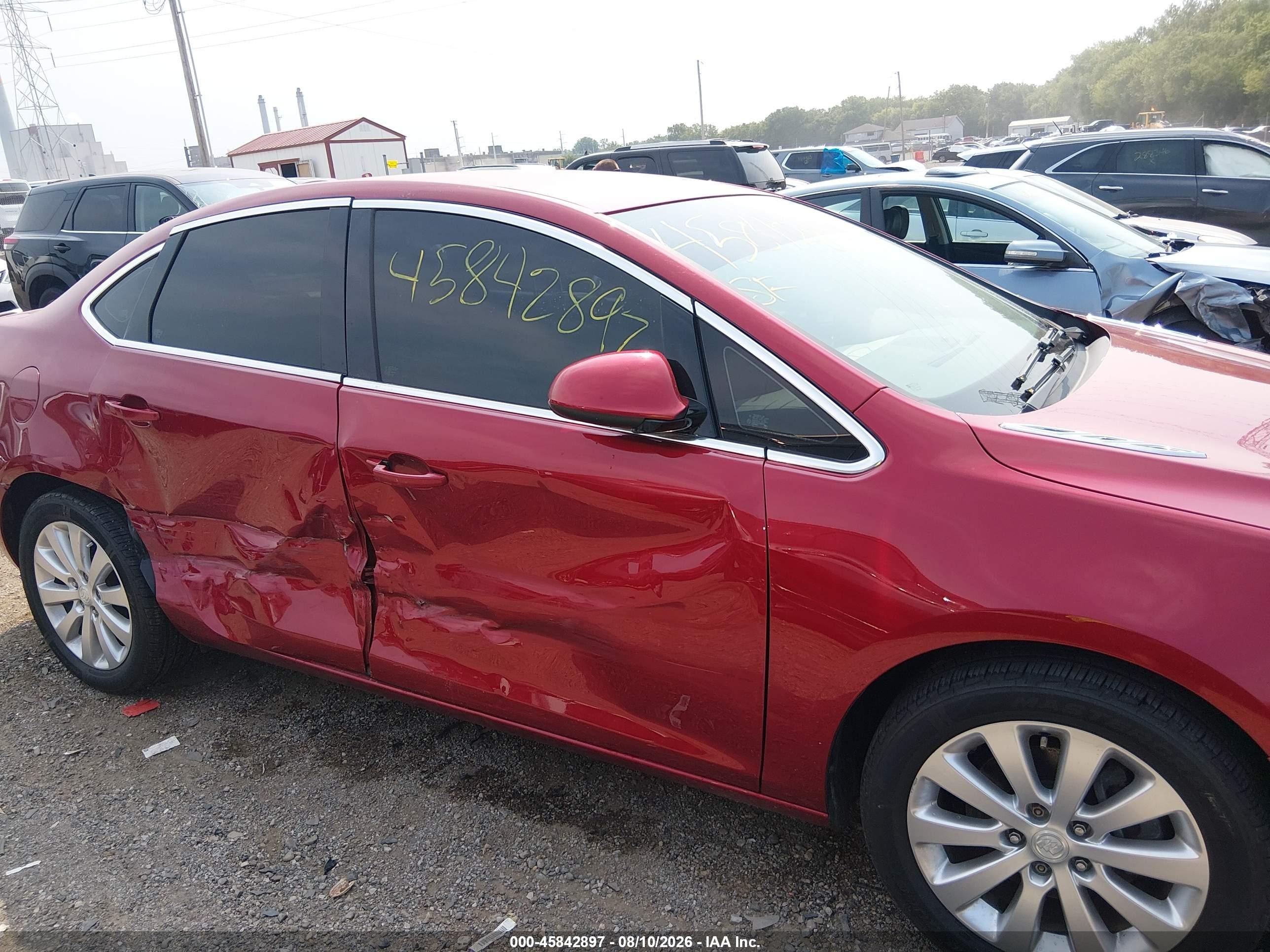 2015 Buick Verano   Red vin: 1G4PP5SK0F4218023
