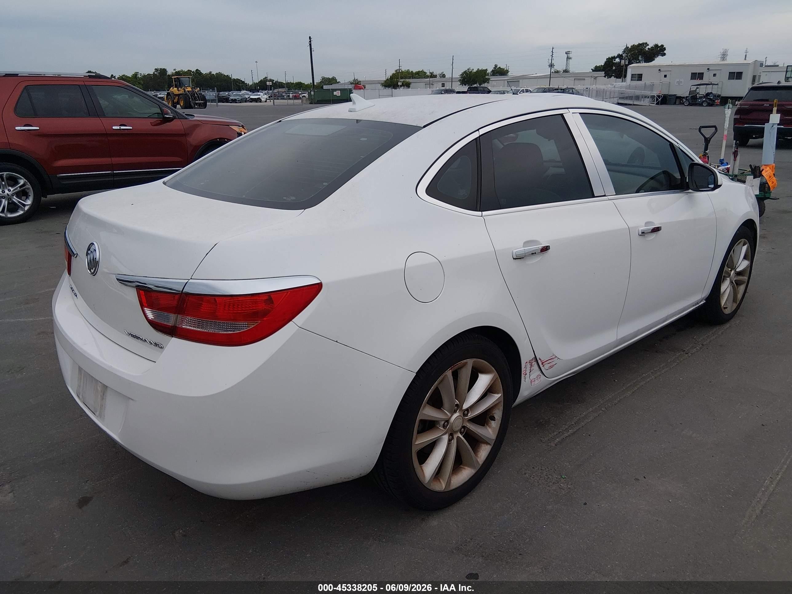 2012 Buick Verano   White vin: 1G4PP5SK1C4193936