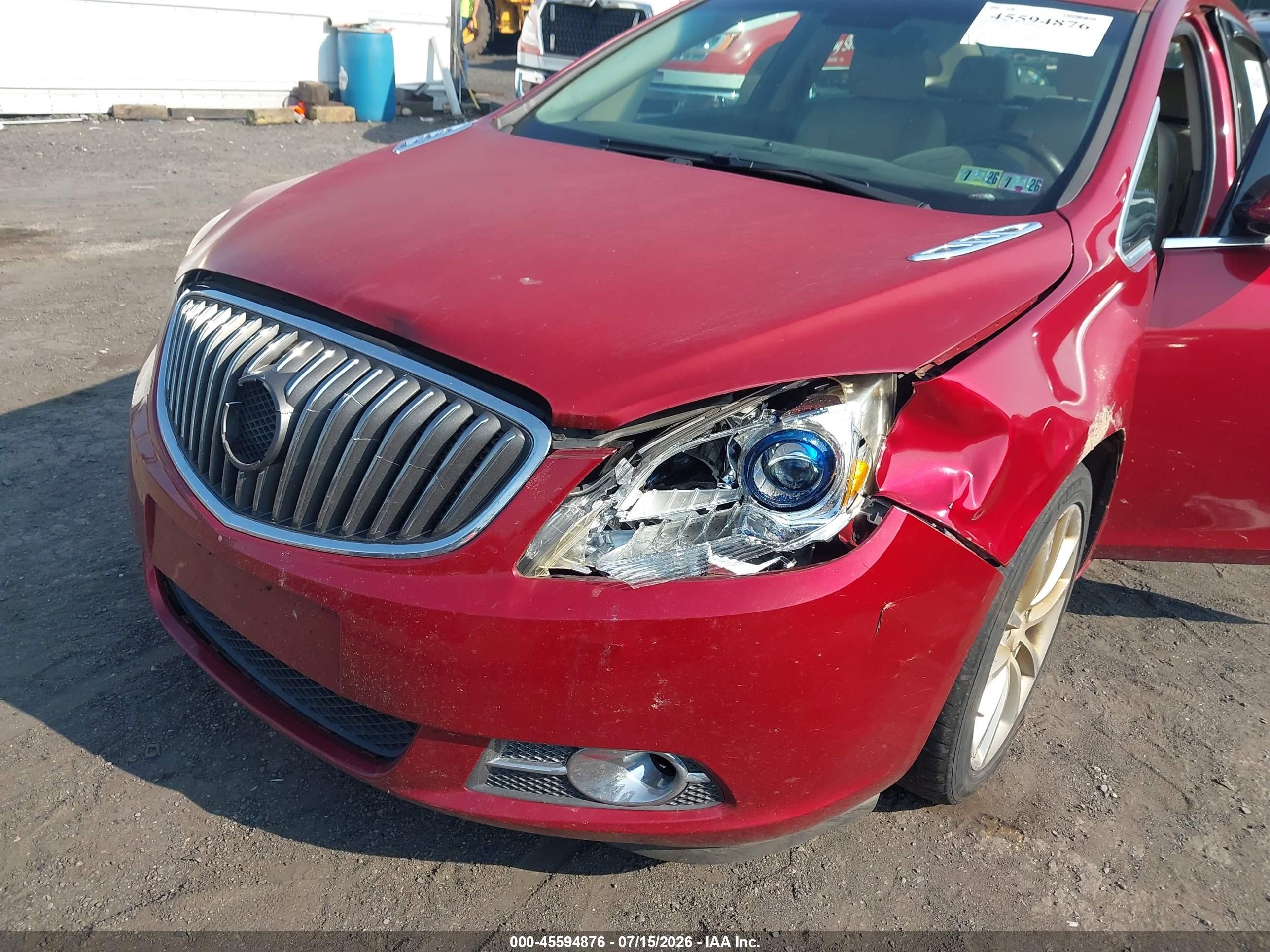 2013 Buick Verano   Красный vin: 1G4PP5SK1D4224488