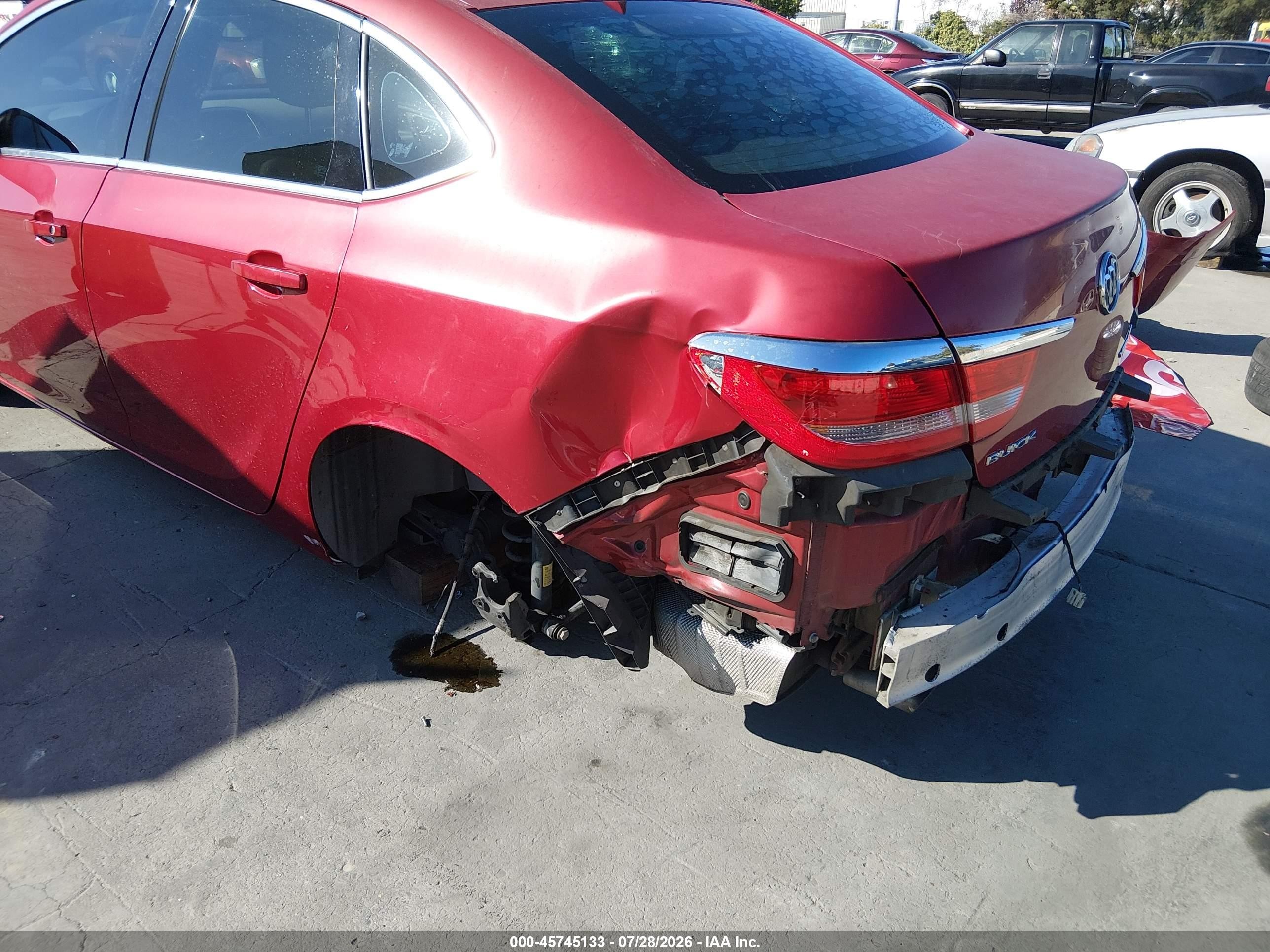 2015 Buick Verano   Maroon vin: 1G4PP5SK1F4159662