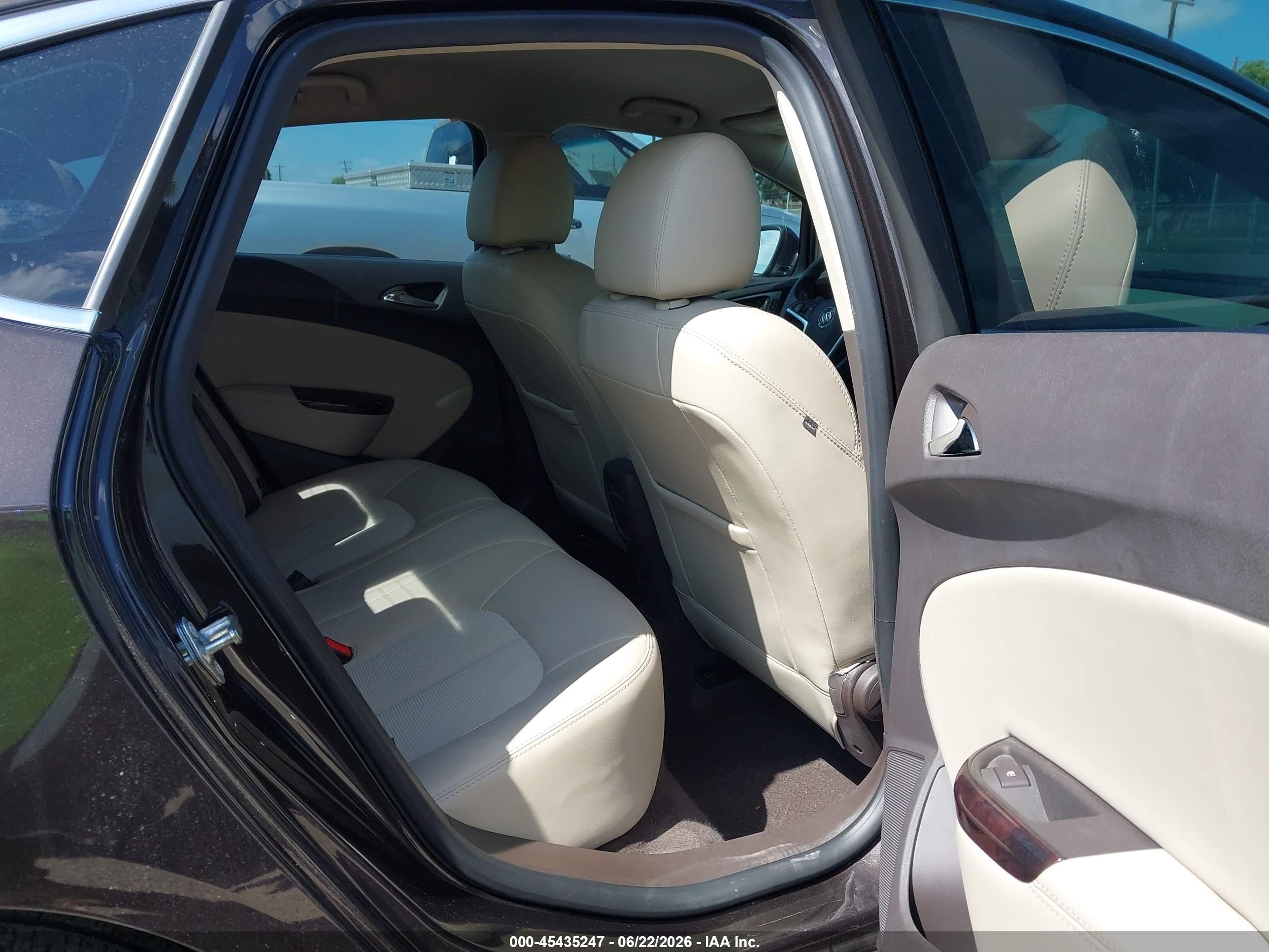 2015 Buick Verano   Dark Brown vin: 1G4PP5SK1F4208312
