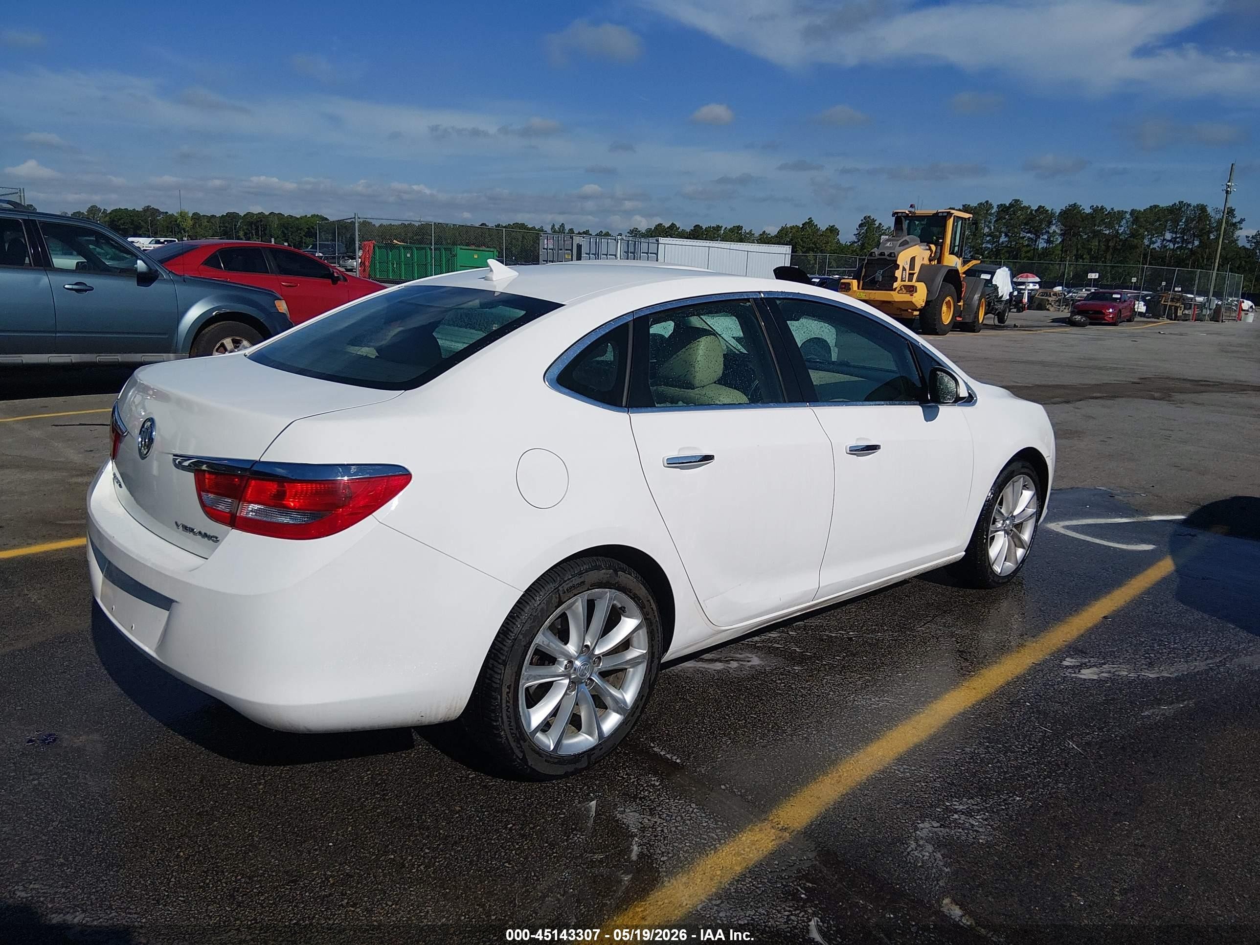 2013 Buick Verano   White vin: 1G4PP5SK2D4100844