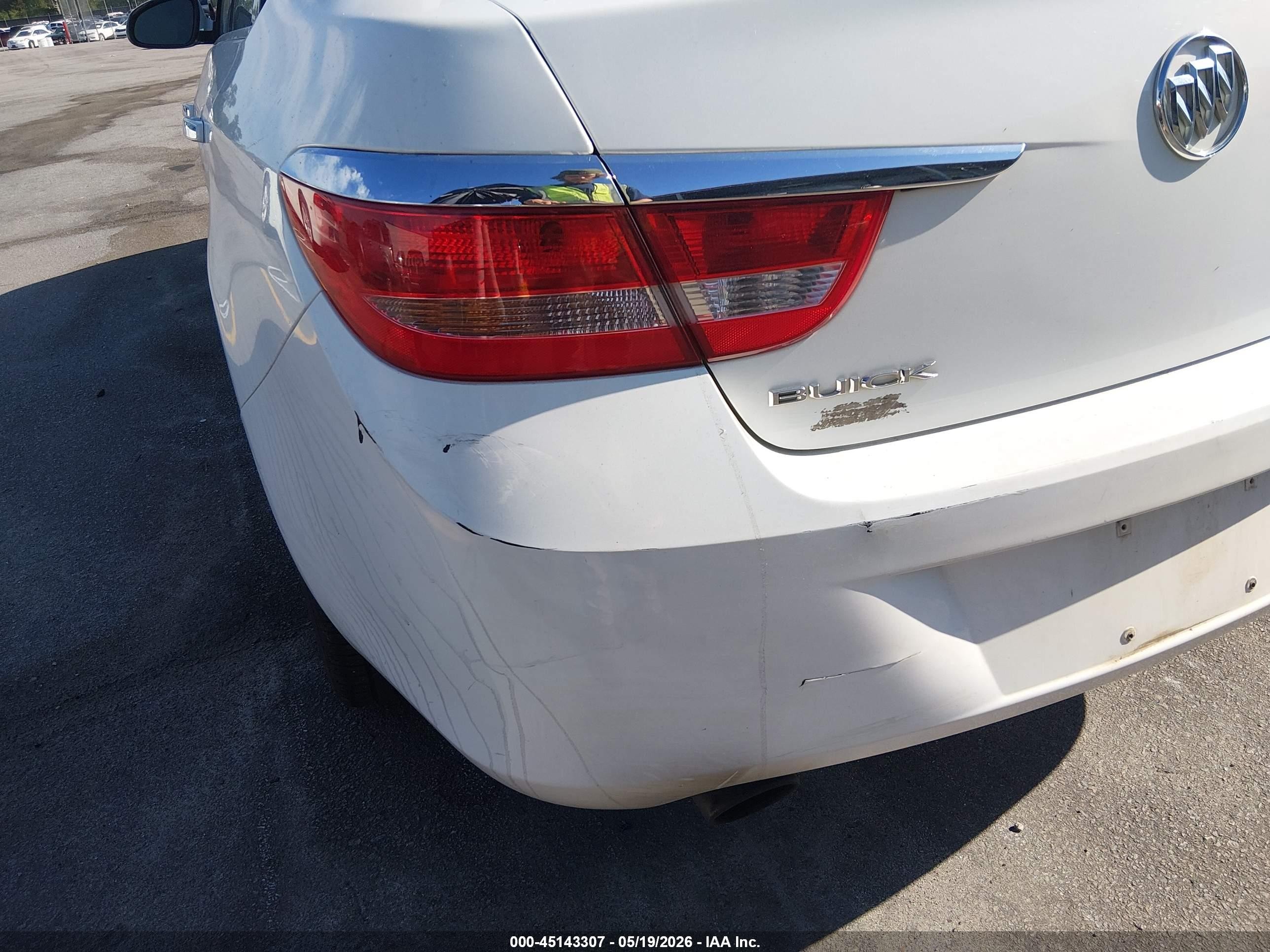 2013 Buick Verano   White vin: 1G4PP5SK2D4100844