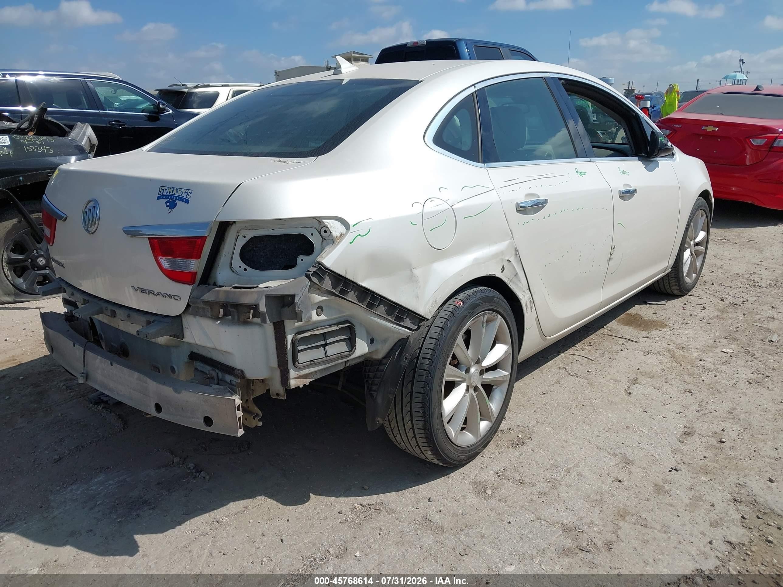 2013 Buick Verano   White vin: 1G4PP5SK2D4164222