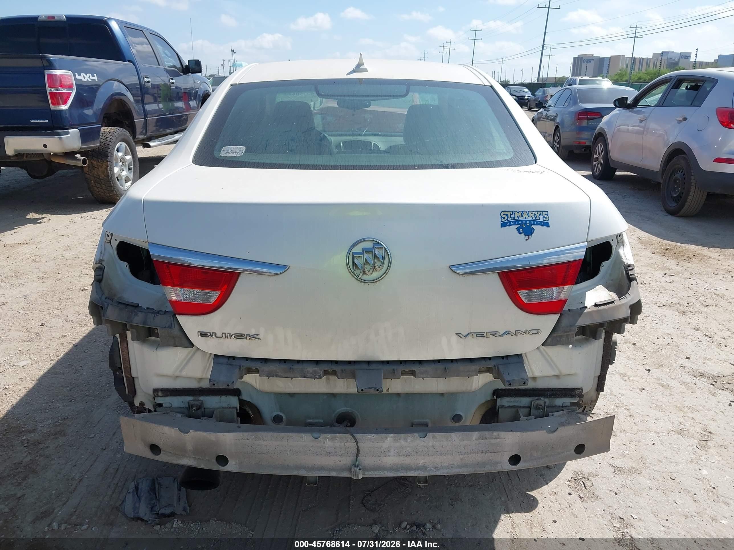 2013 Buick Verano   White vin: 1G4PP5SK2D4164222