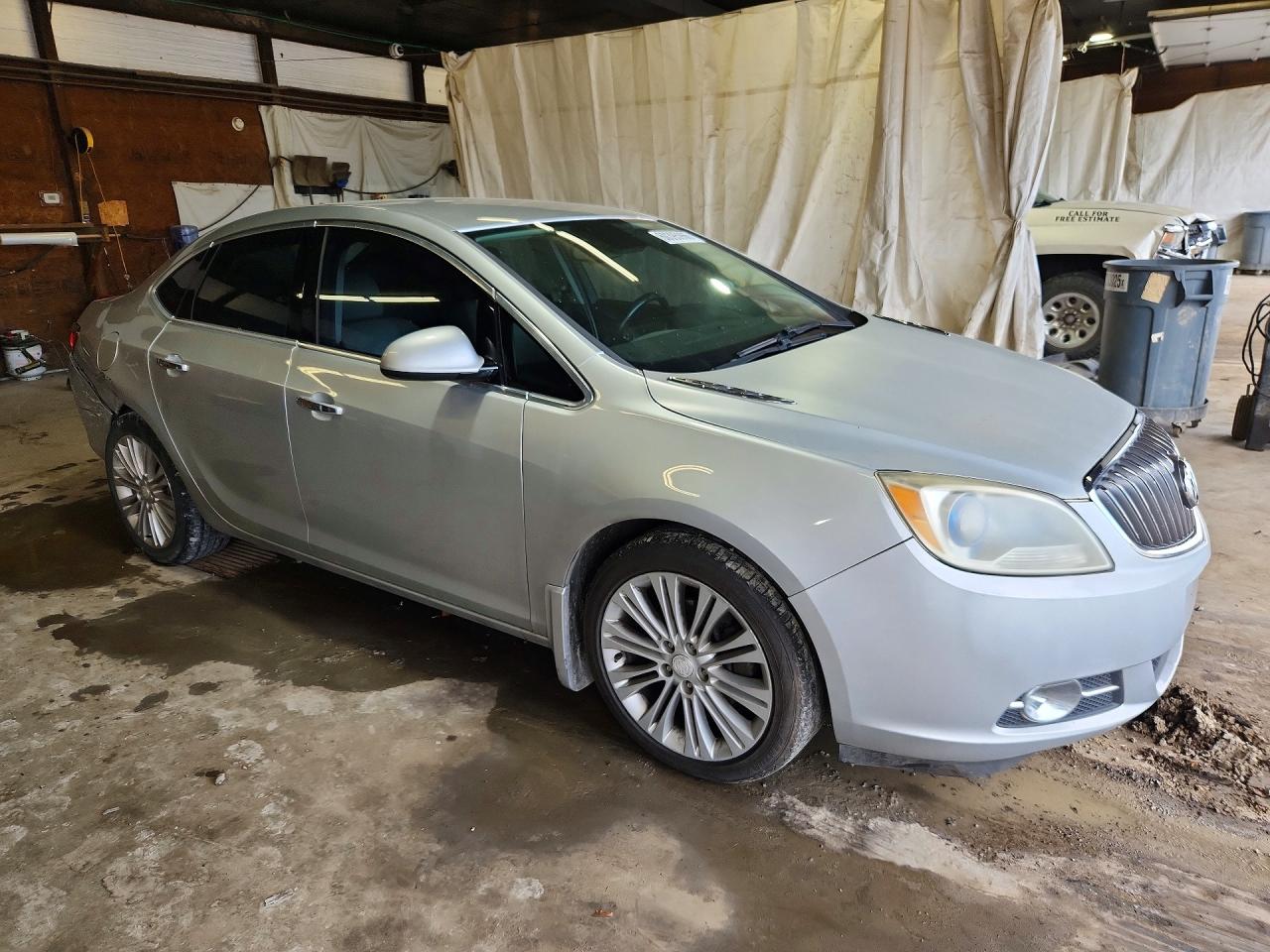 2013 Buick Verano Silver vin: 1G4PP5SK2D4199021