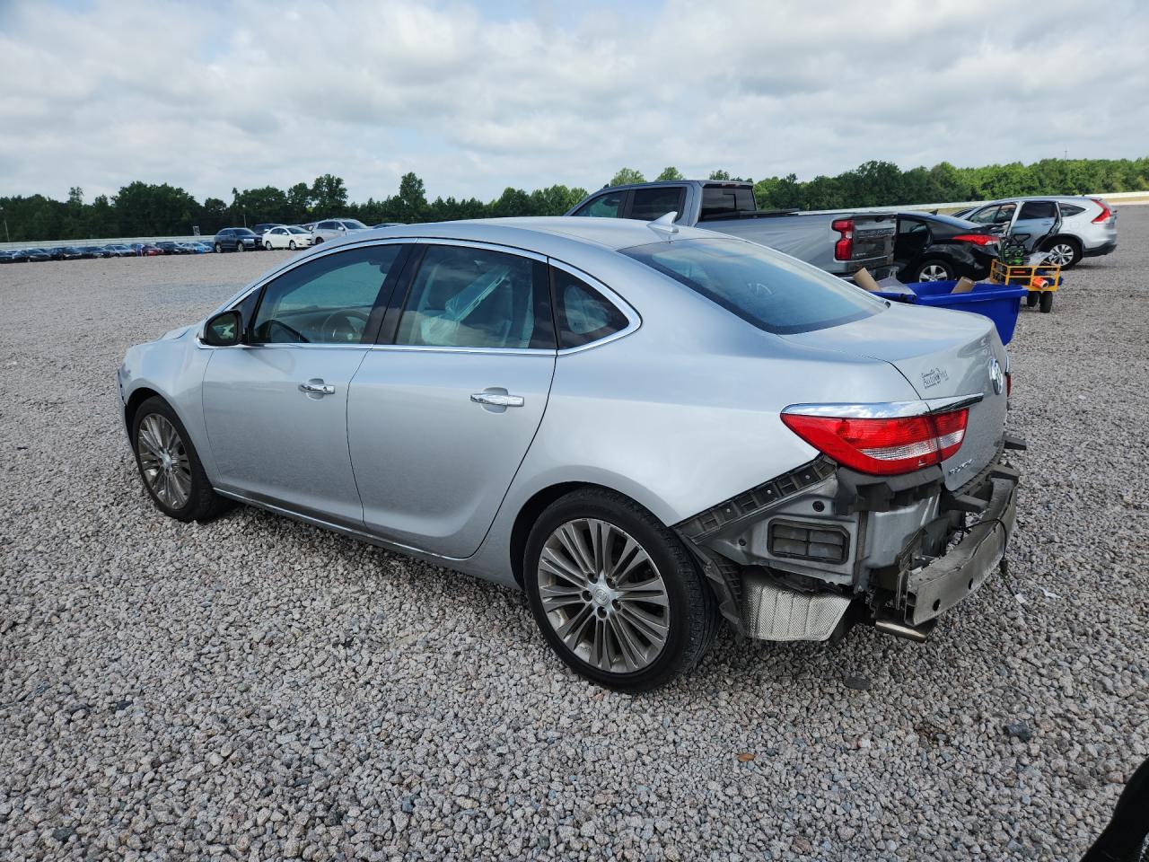2013 Buick Verano Silver vin: 1G4PP5SK2D4235581