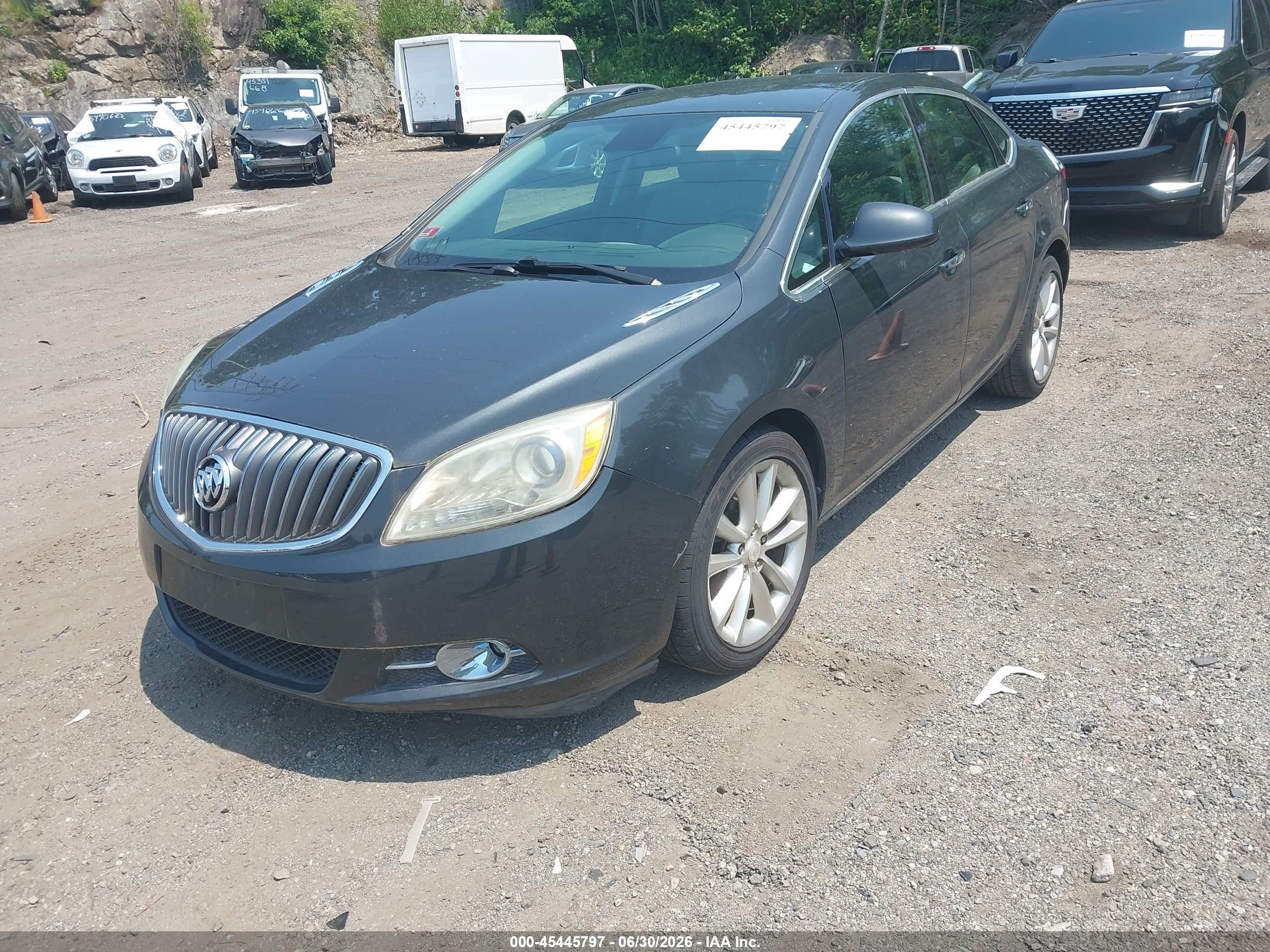 2014 Buick Verano   Черный vin: 1G4PP5SK2E4120058