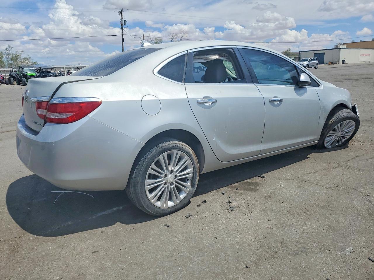 2014 Buick Verano Silver vin: 1G4PP5SK2E4160673