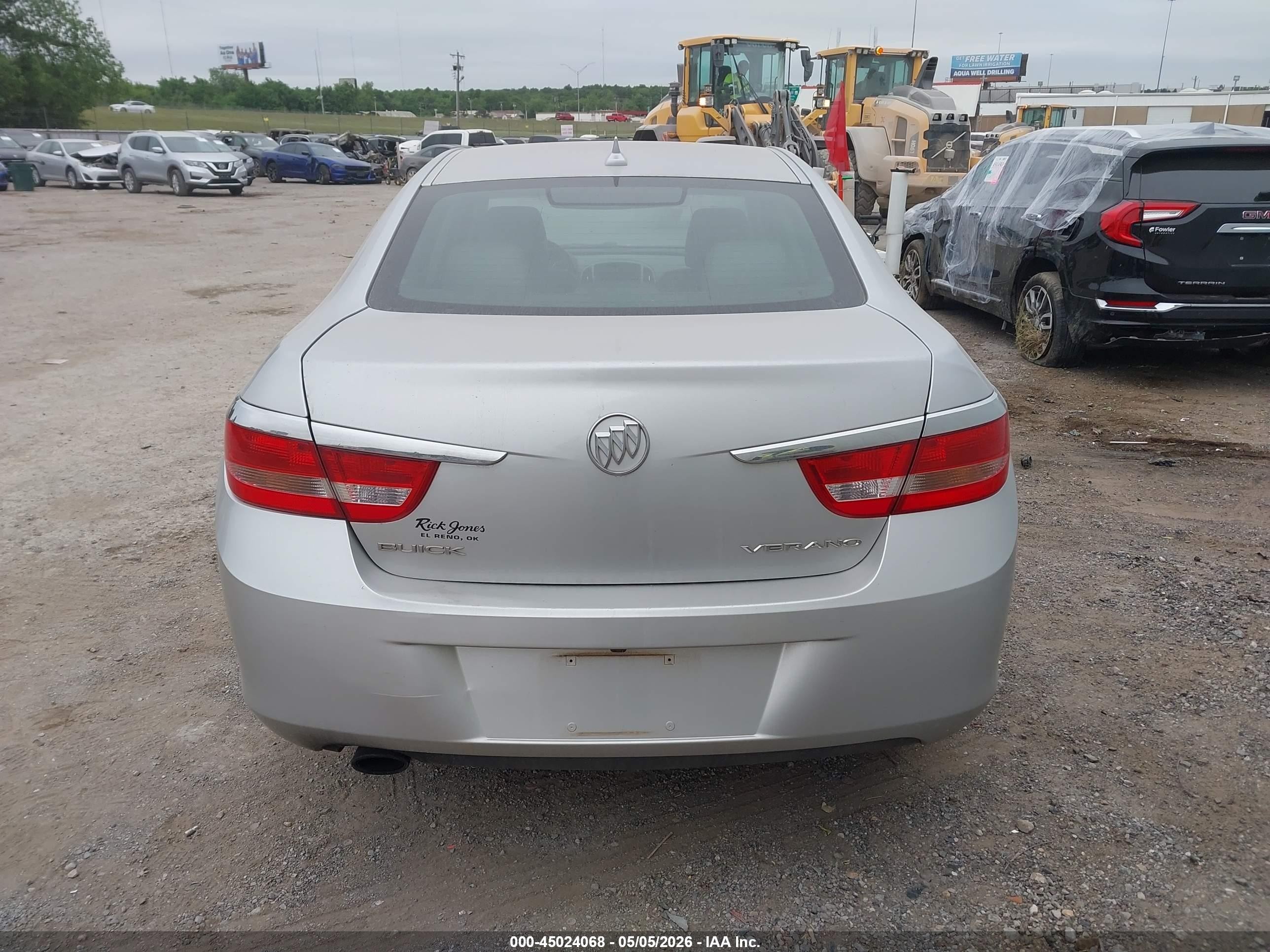2014 Buick Verano   Серебряный vin: 1G4PP5SK2E4243892