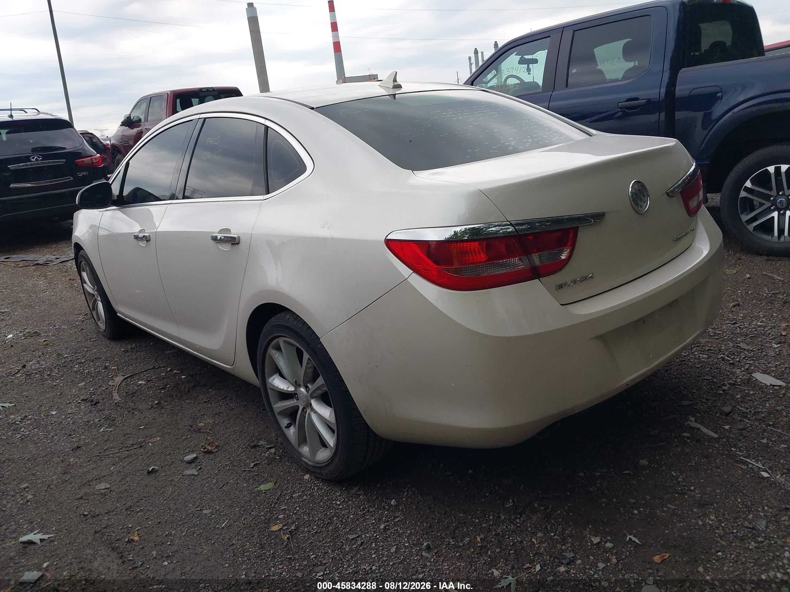 2012 Buick Verano   White vin: 1G4PP5SK3C4117165