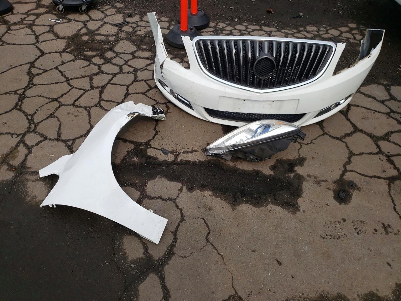 2013 Buick Verano White vin: 1G4PP5SK3D4120875