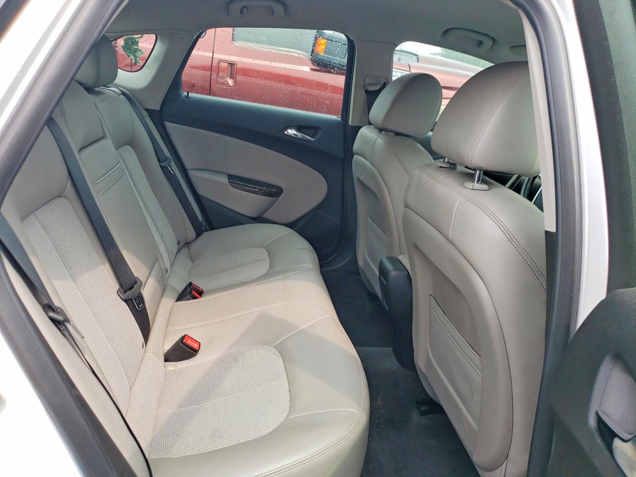 2013 Buick Verano White vin: 1G4PP5SK3D4120875