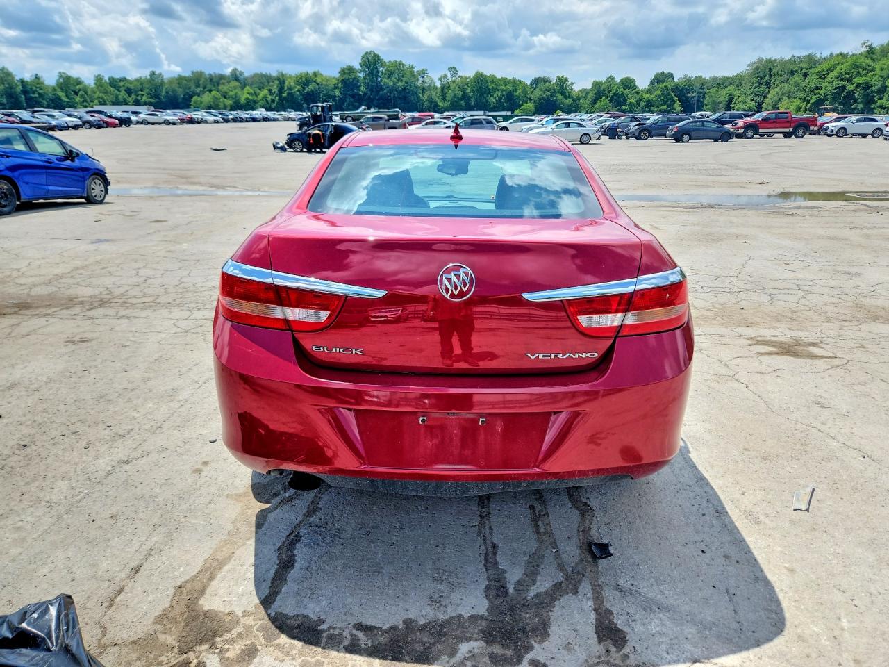 2014 Buick Verano Burgundy vin: 1G4PP5SK3E4128377