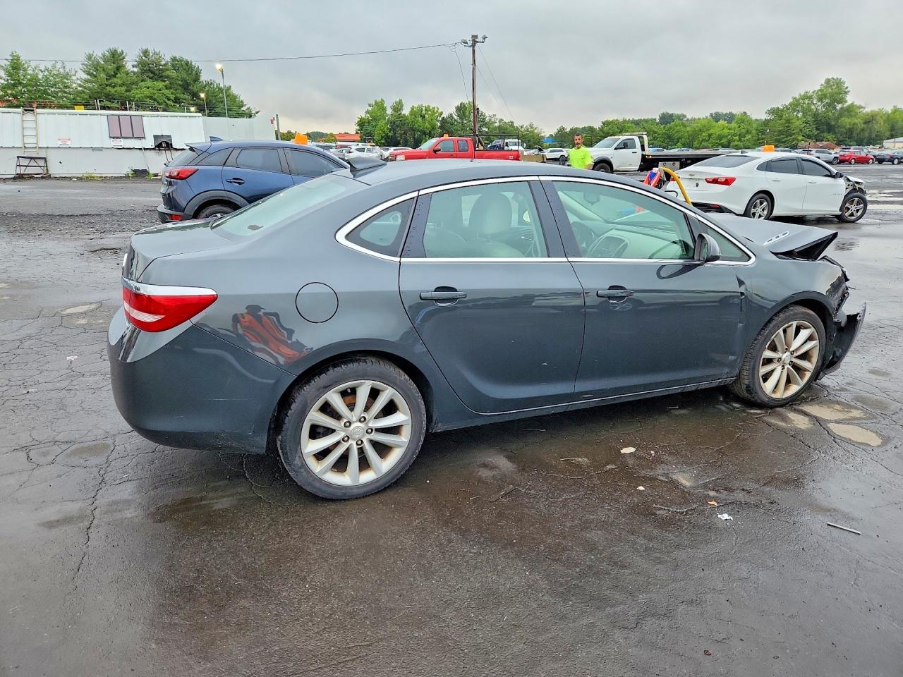 2015 Buick Verano Угольный vin: 1G4PP5SK3F4144595
