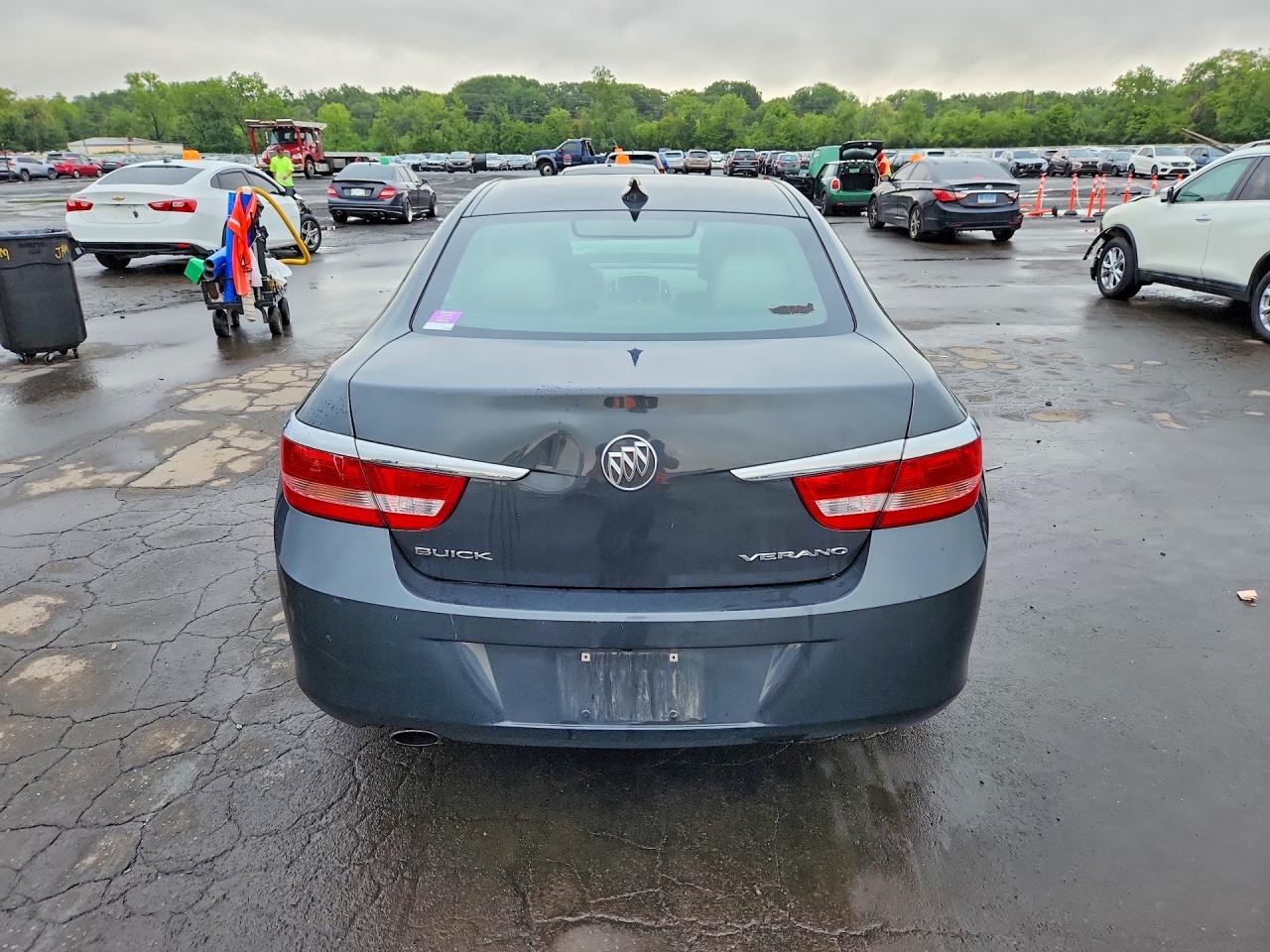 2015 Buick Verano Угольный vin: 1G4PP5SK3F4144595