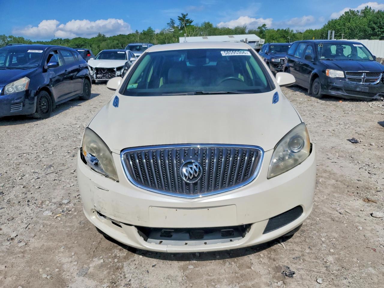 2015 Buick Verano White vin: 1G4PP5SK3F4167973