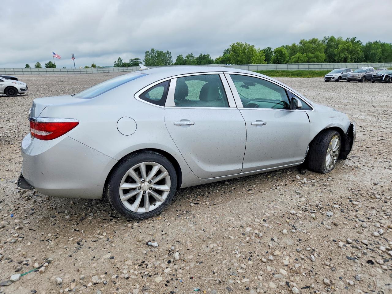 2012 Buick Verano Silver vin: 1G4PP5SK4C4209756