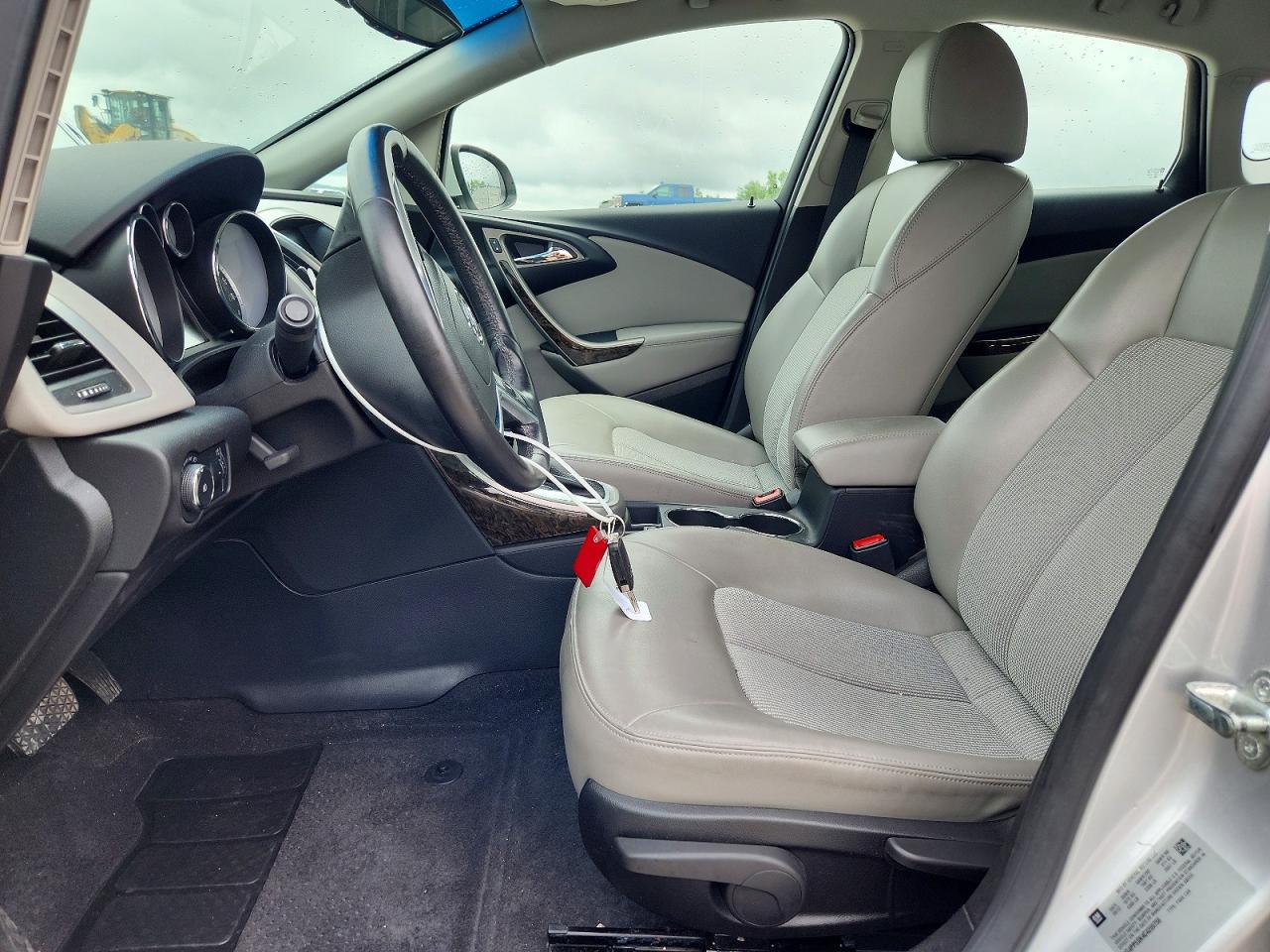 2012 Buick Verano Silver vin: 1G4PP5SK4C4209756