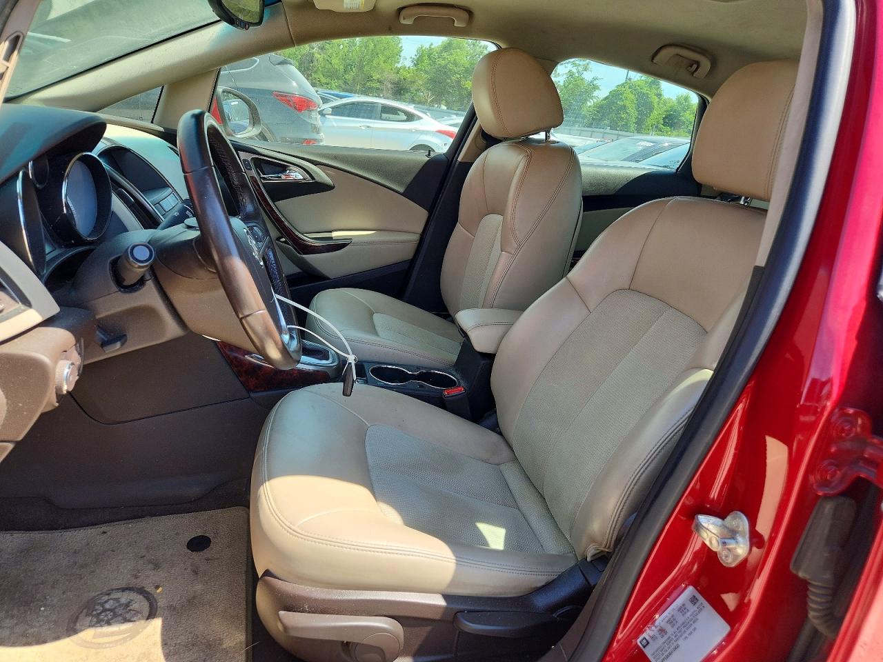 2014 Buick Verano Burgundy vin: 1G4PP5SK4E4139825