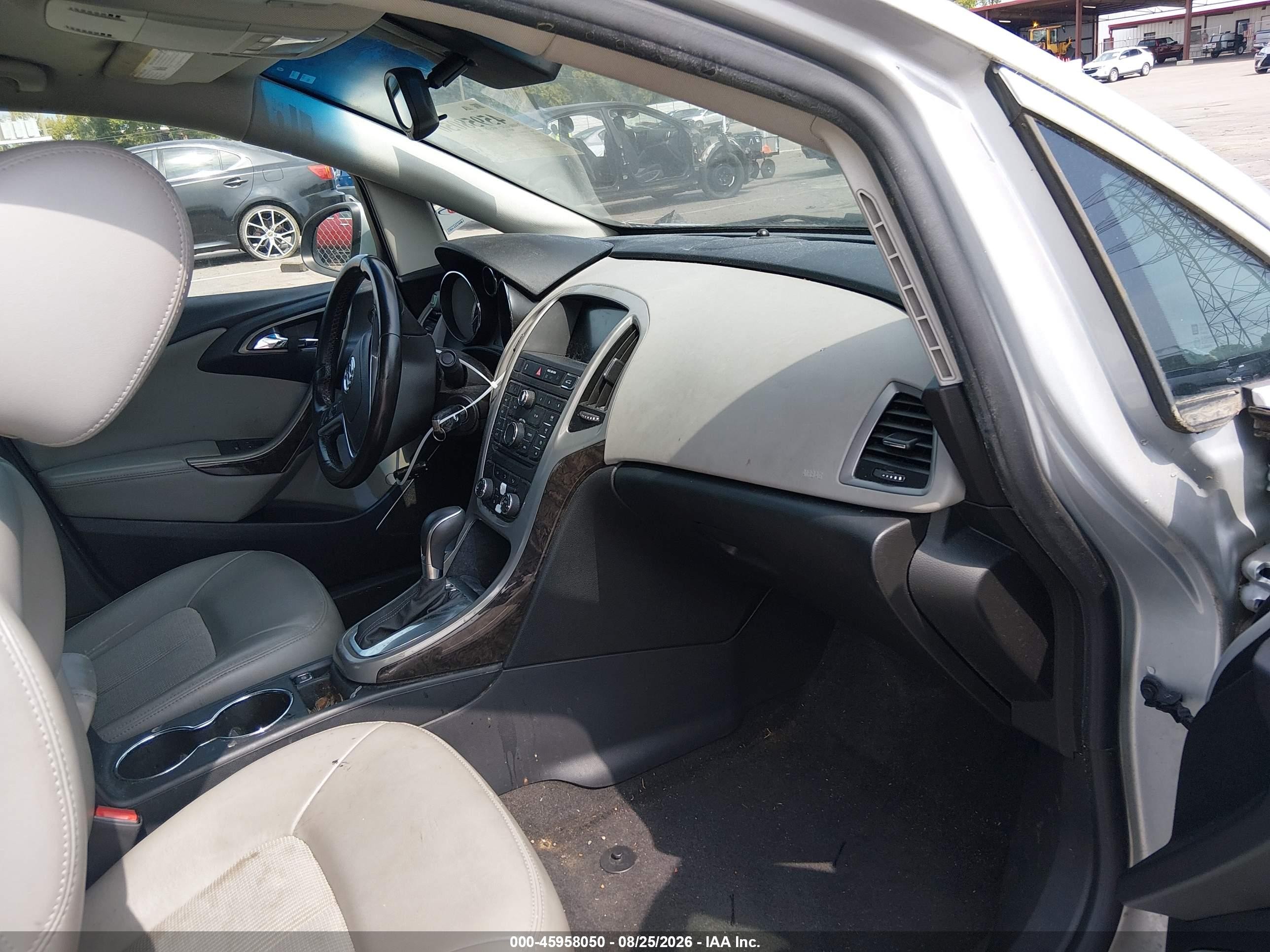 2014 Buick Verano   Red vin: 1G4PP5SK4E4150887