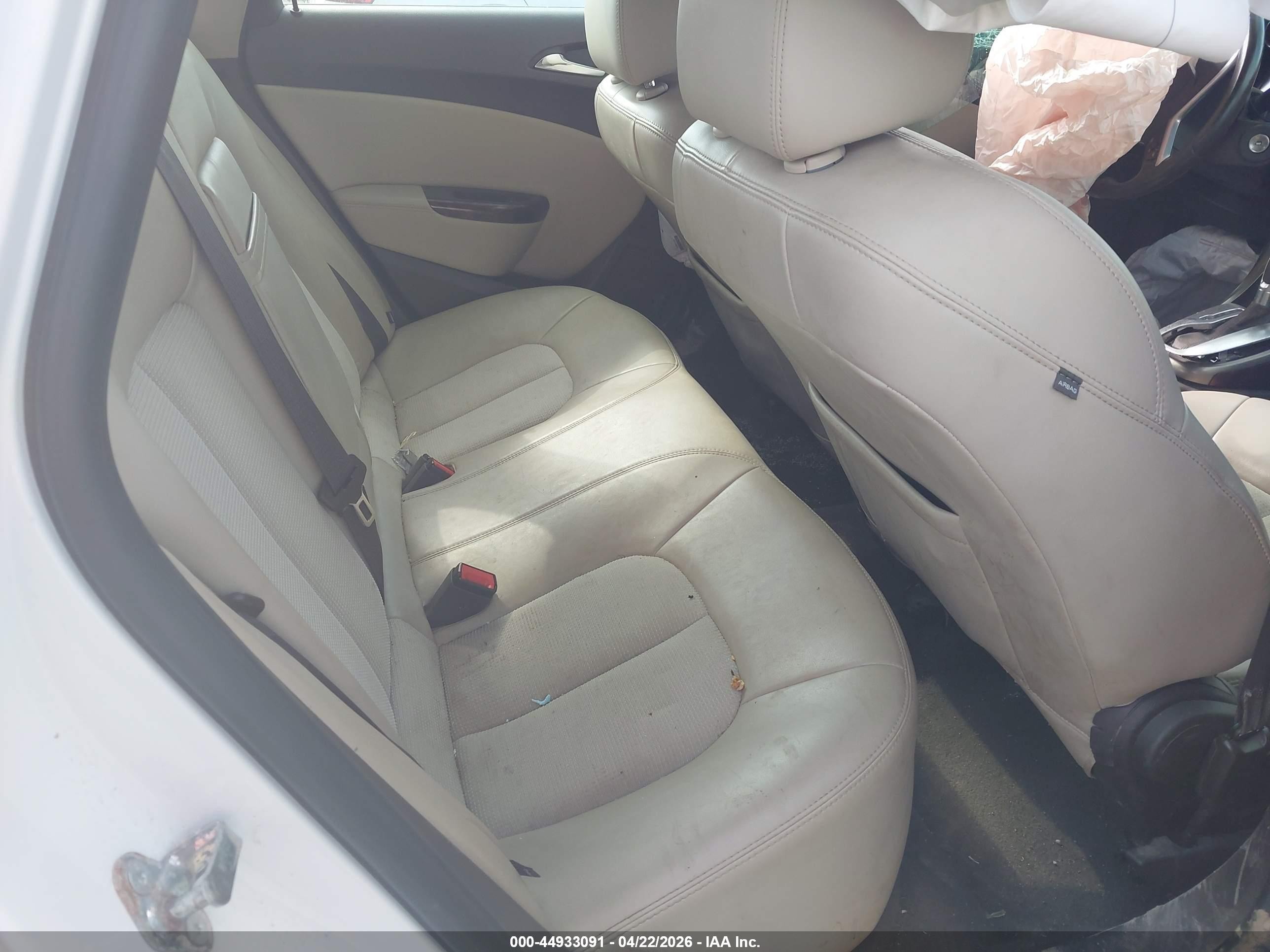 2015 Buick Verano   White vin: 1G4PP5SK4F4158084