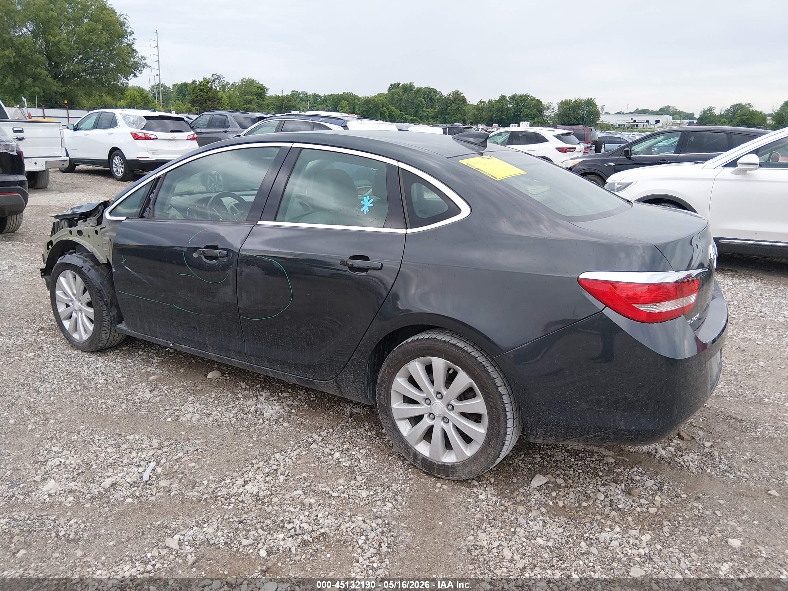 2015 Buick Verano   Черный vin: 1G4PP5SK4F4174222