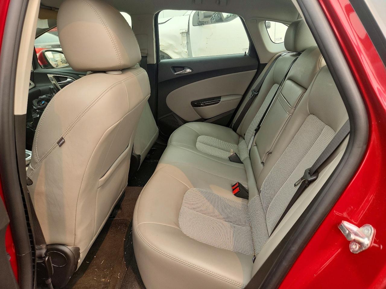 2016 Buick Verano Red vin: 1G4PP5SK4G4164680