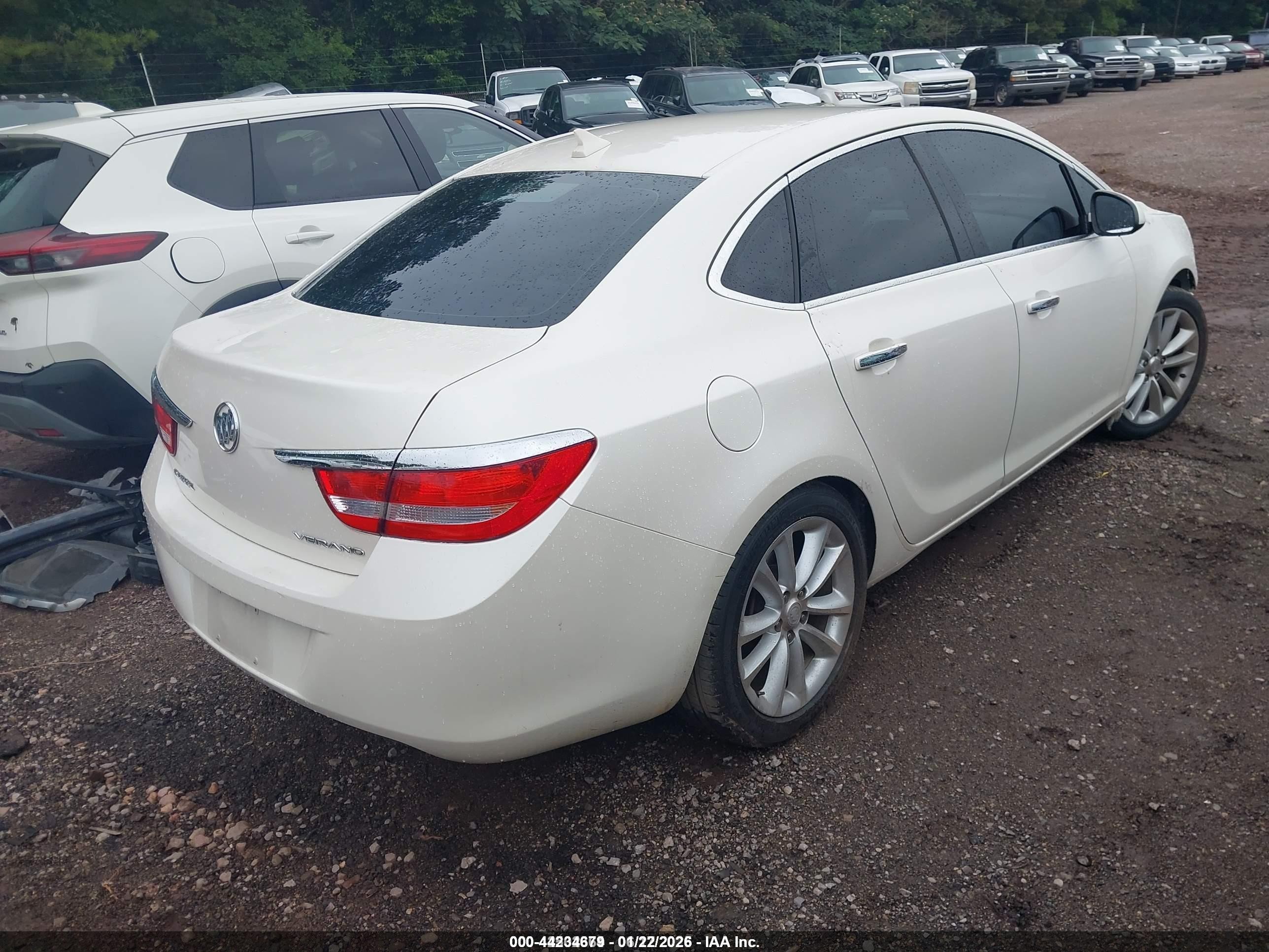 2013 Buick Verano   White vin: 1G4PP5SK5D4142814