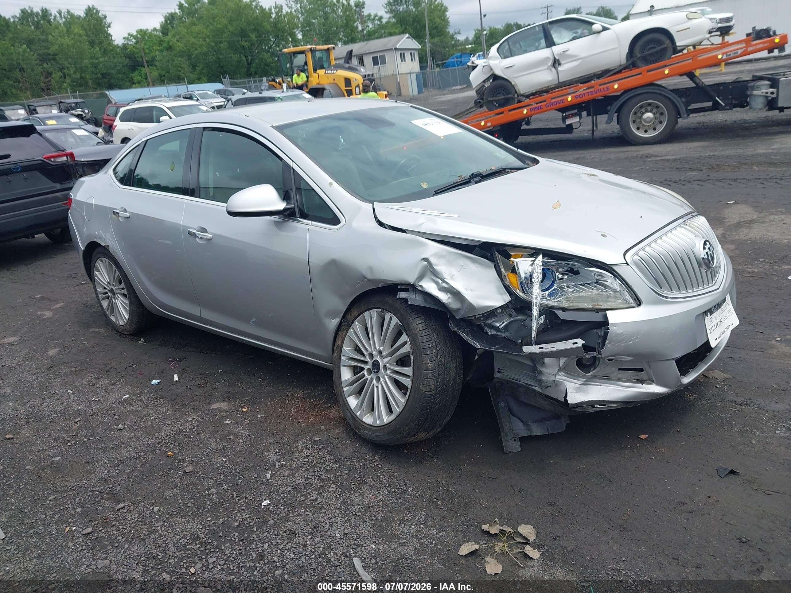2014 Buick Verano   Серебряный vin: 1G4PP5SK5E4157914