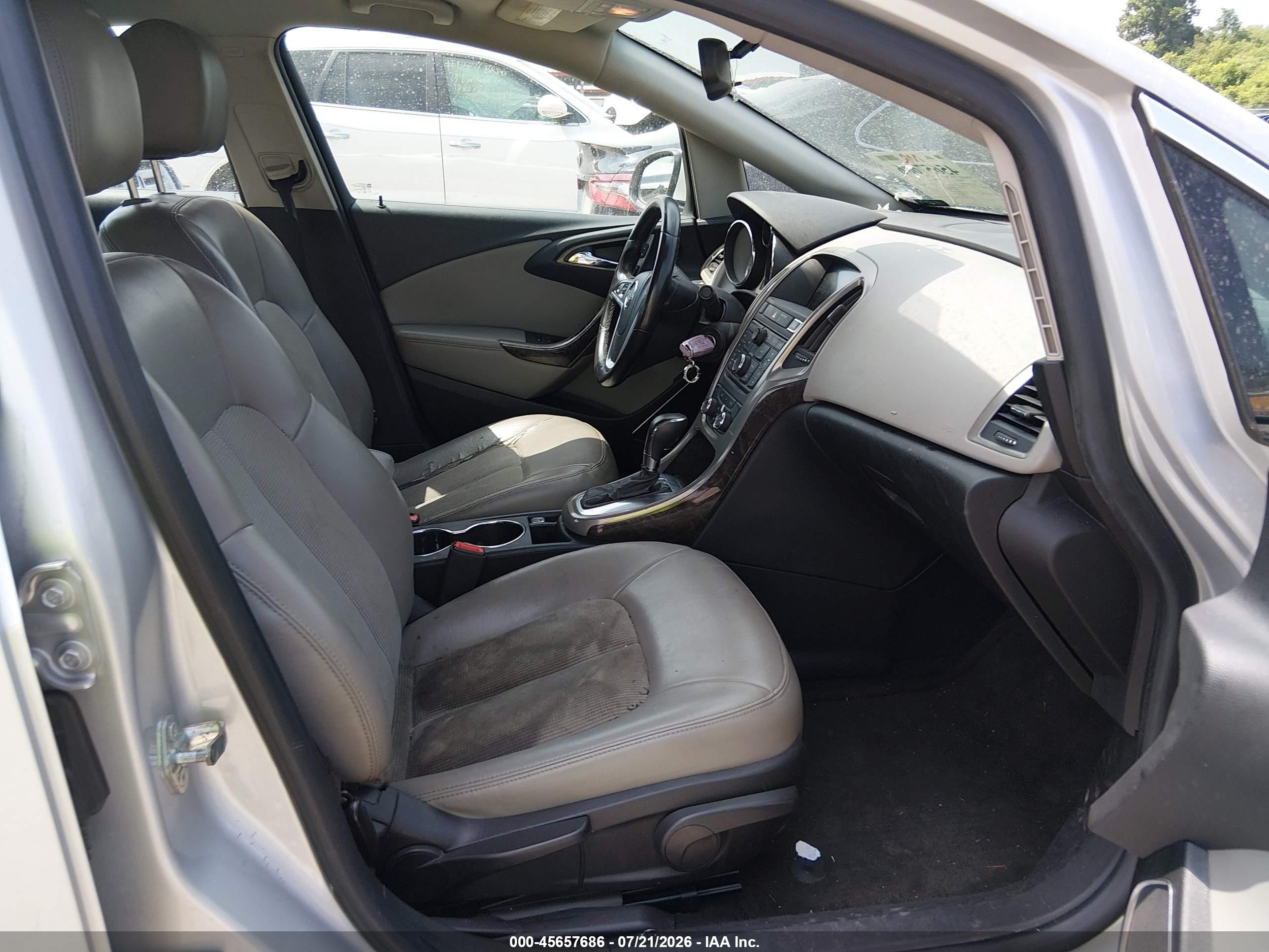 2015 Buick Verano   Silver vin: 1G4PP5SK5F4160202