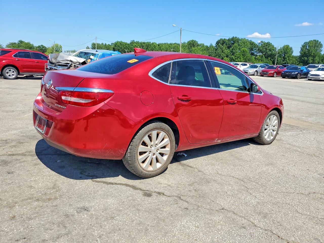 2015 Buick Verano Red vin: 1G4PP5SK5F4196259