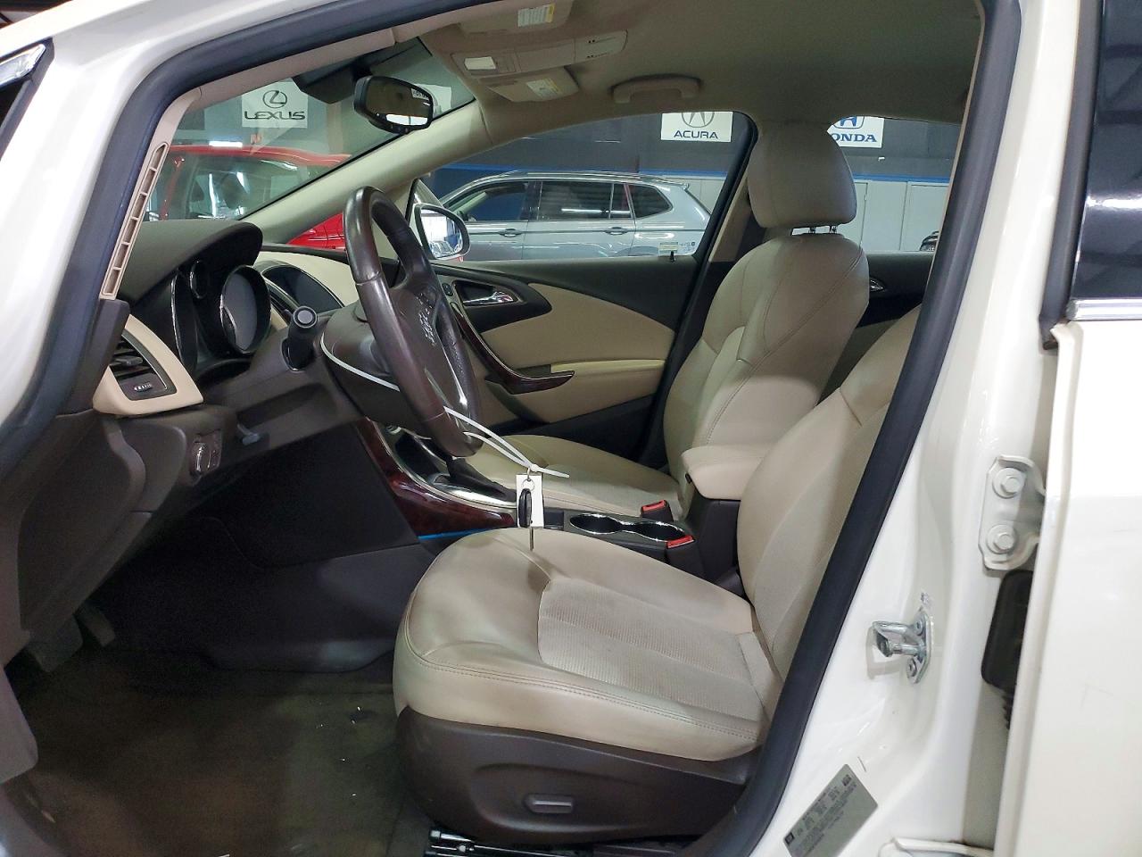 2015 Buick Verano White vin: 1G4PP5SK5F4200374