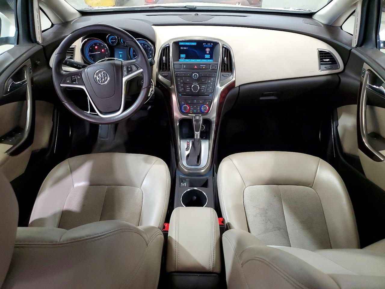 2015 Buick Verano White vin: 1G4PP5SK5F4200374