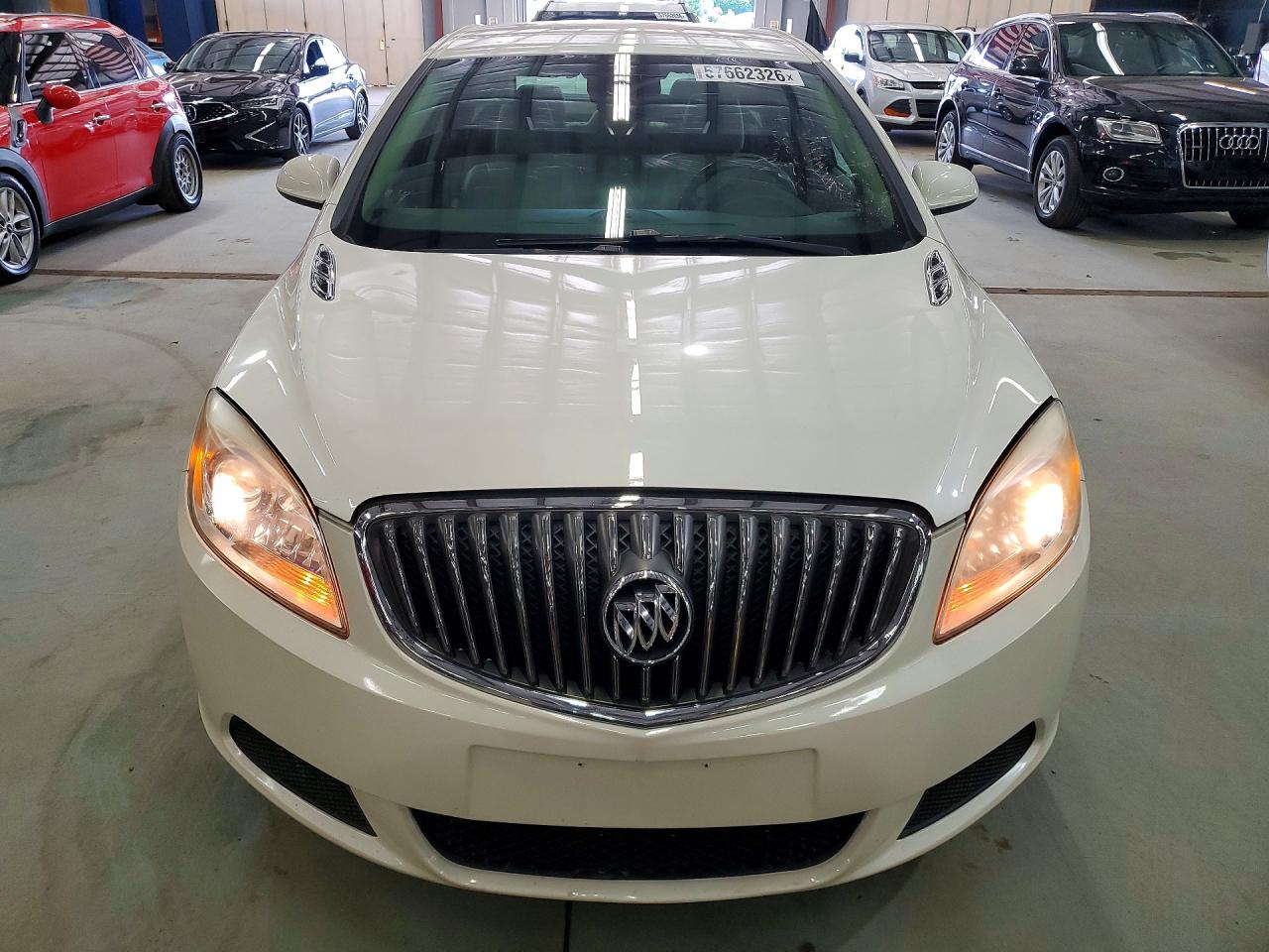 2015 Buick Verano White vin: 1G4PP5SK5F4200374