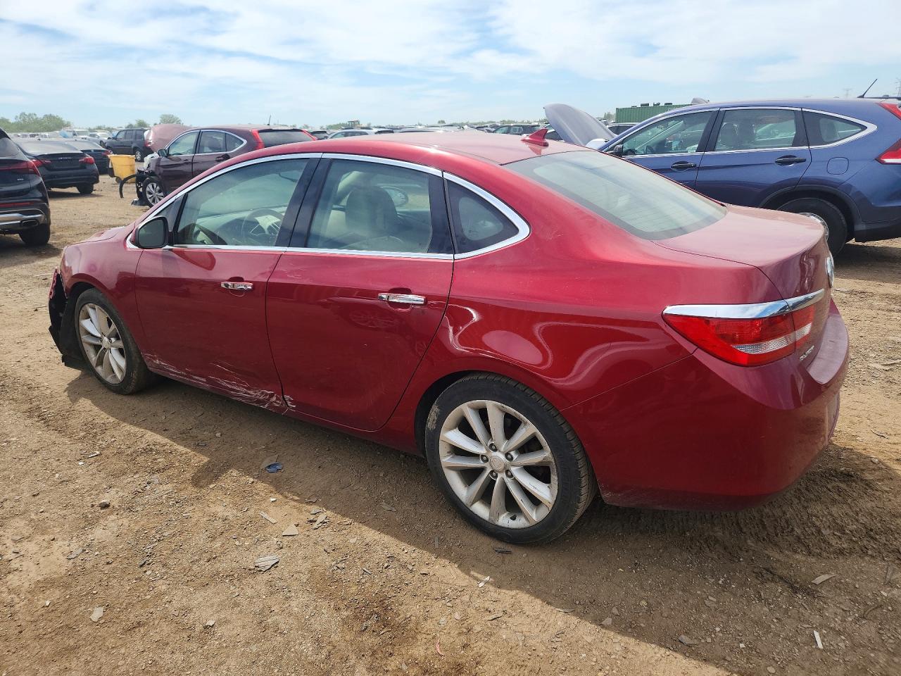 2012 Buick Verano Red vin: 1G4PP5SK6C4215767