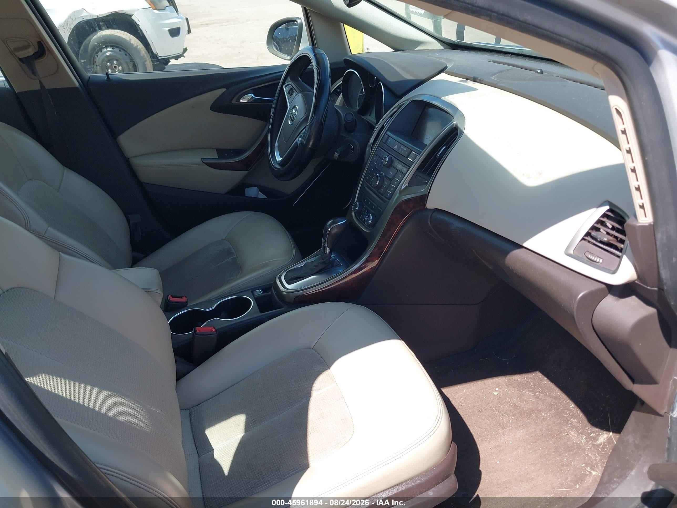 2013 Buick Verano   Silver vin: 1G4PP5SK6D4230819