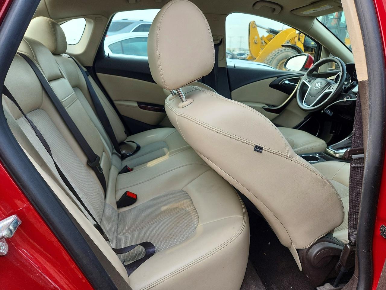 2013 Buick Verano Красный vin: 1G4PP5SK6D4248219