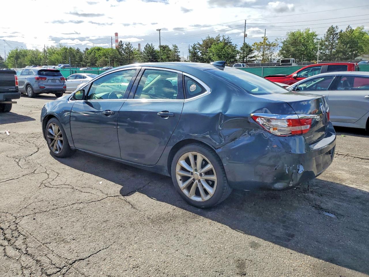 2015 Buick Verano Blue vin: 1G4PP5SK6F4108657